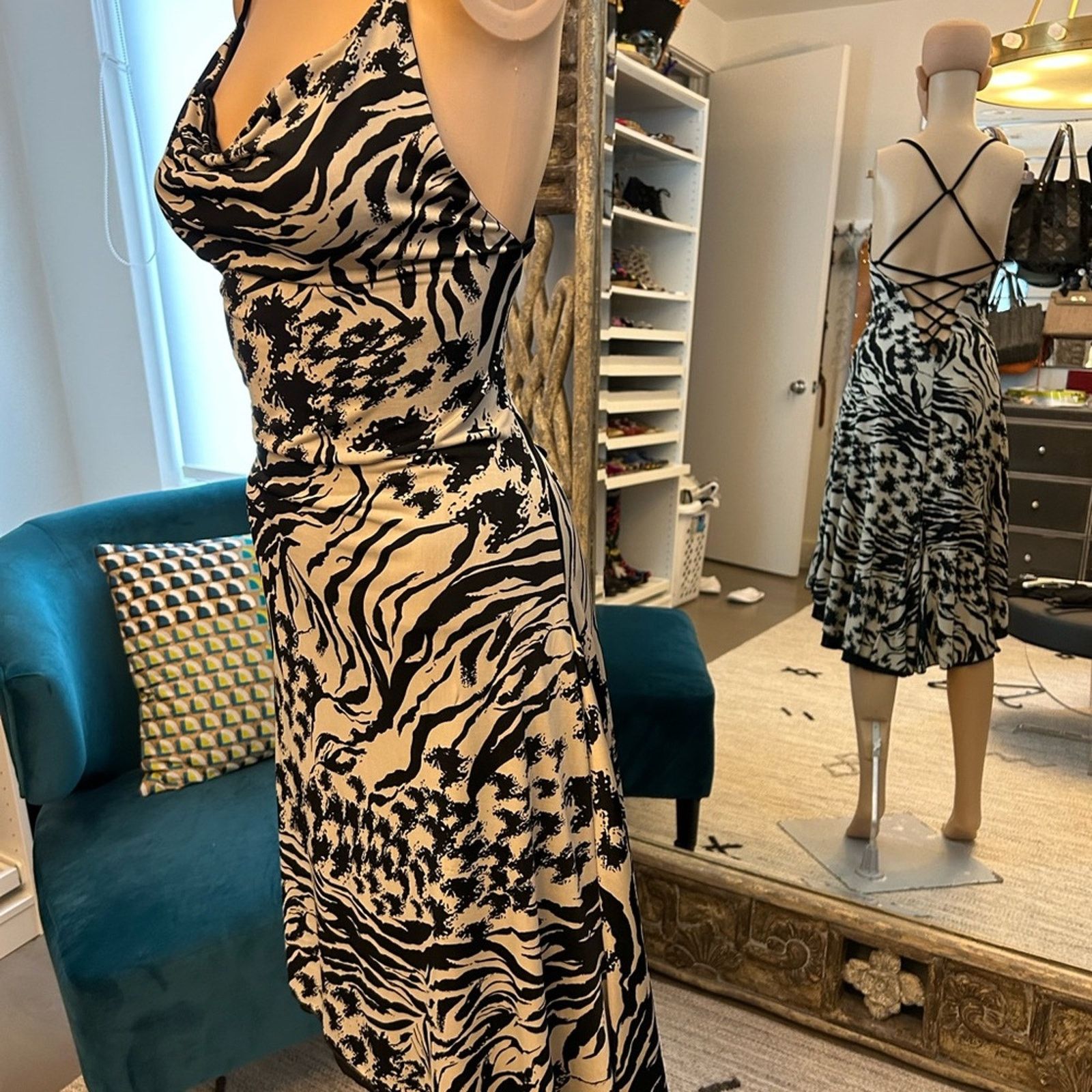 Designer Reversible black Taupe and black women’s Tango dress medium Size S / US 4 / IT 40 - 8 Thumbnail