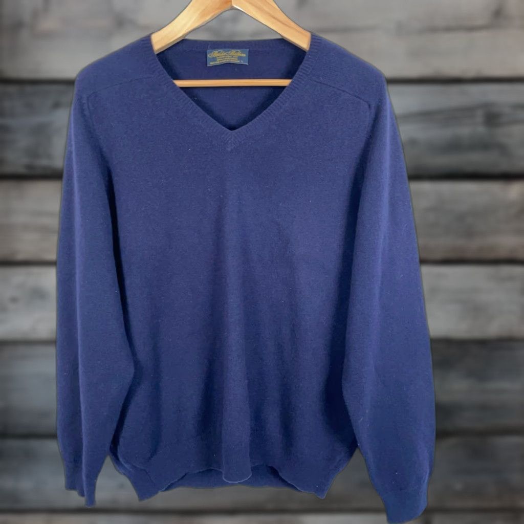 Brooks Brothers VINTAGE Brooks Brothers Wool Sweater Men Large V-Neck Blue Wool Pullover 80s Preppy UK Size US L / EU 52-54 / 3 - 1 Thumbnail