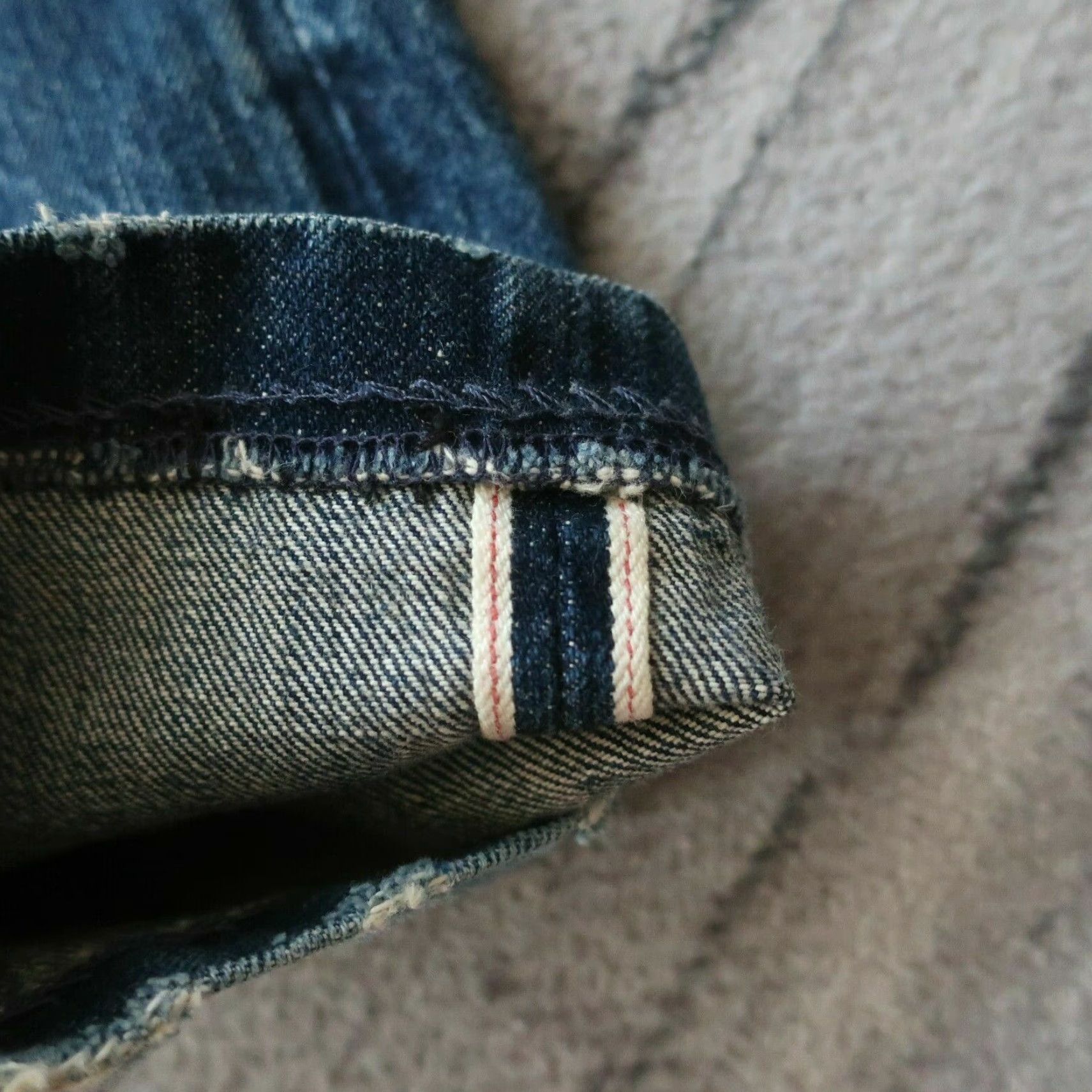 Denime VINTAGE Levis LVC 505 Big E Selvedge Denim Jeans 505-0217 Men Jeans Medium Wash 27" 26" inseam Size US 27 - 7 Thumbnail