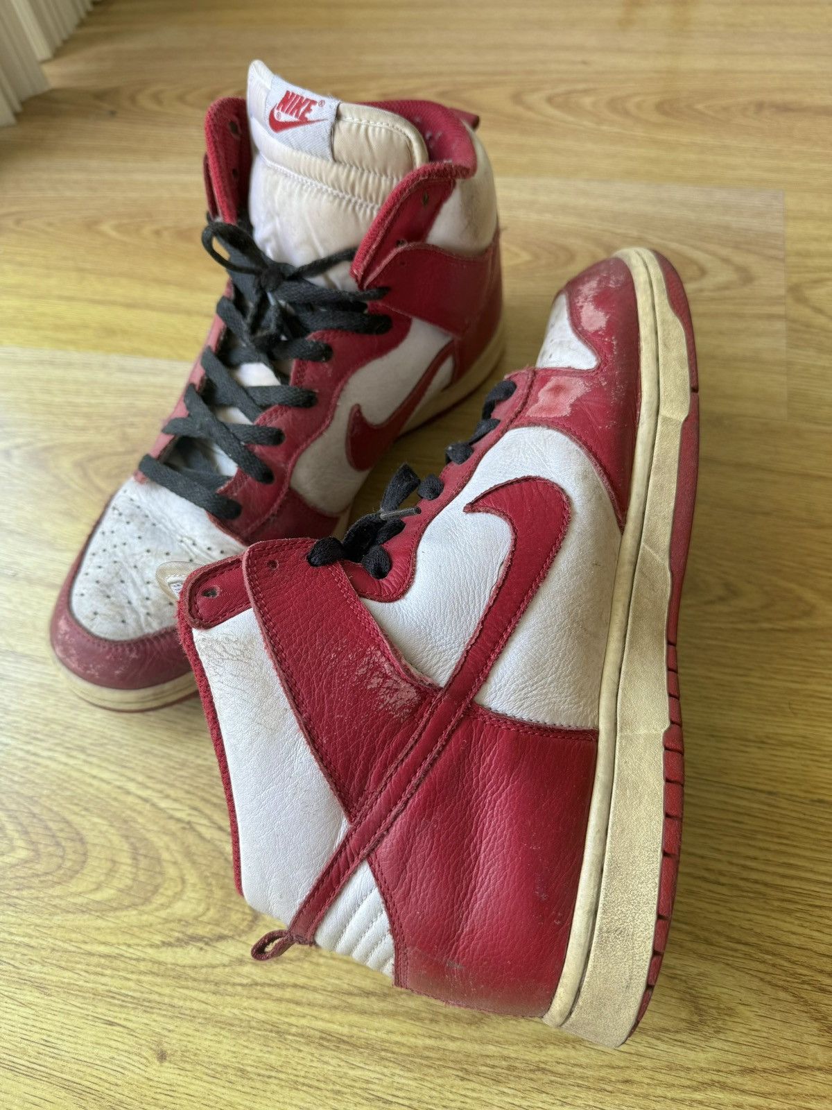 Nike High Top Dunks Championship White Red Size US 10.5 / EU 43-44 - 5 Thumbnail