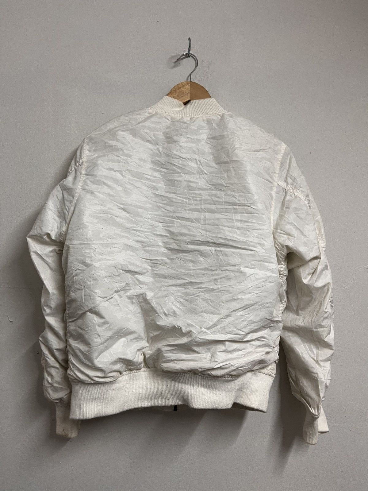 Airwalk 💥Airwalk Medium White Camouflage Bombers Flight Jackets Size US M / EU 48-50 / 2 - 10 Thumbnail