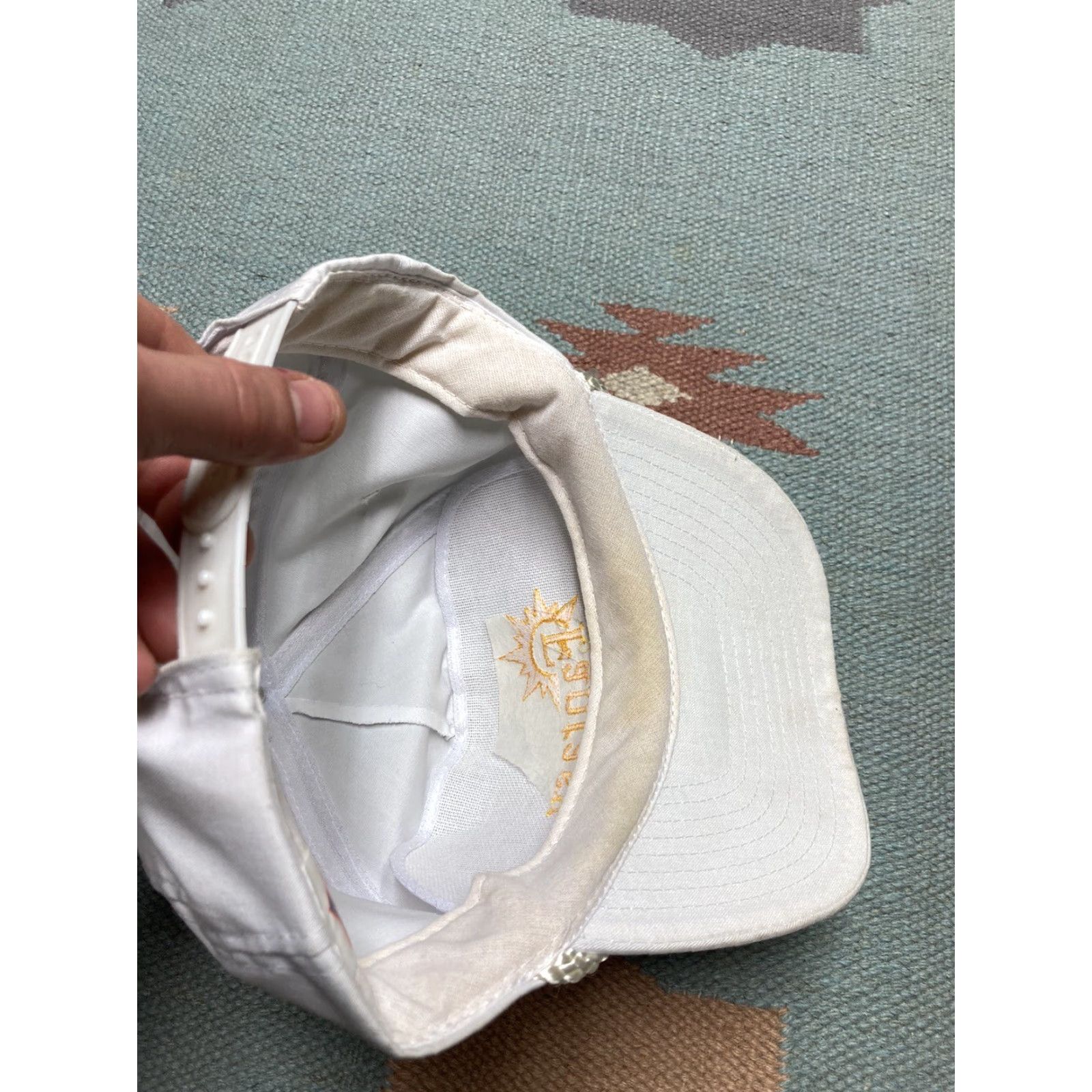 Vintage VINTAGE SnapBack hat cap fantasy RV tours Las Vegas travel agency white Men Adjustable White SnapBack Hats Travel Mens Size ONE SIZE - 6 Thumbnail