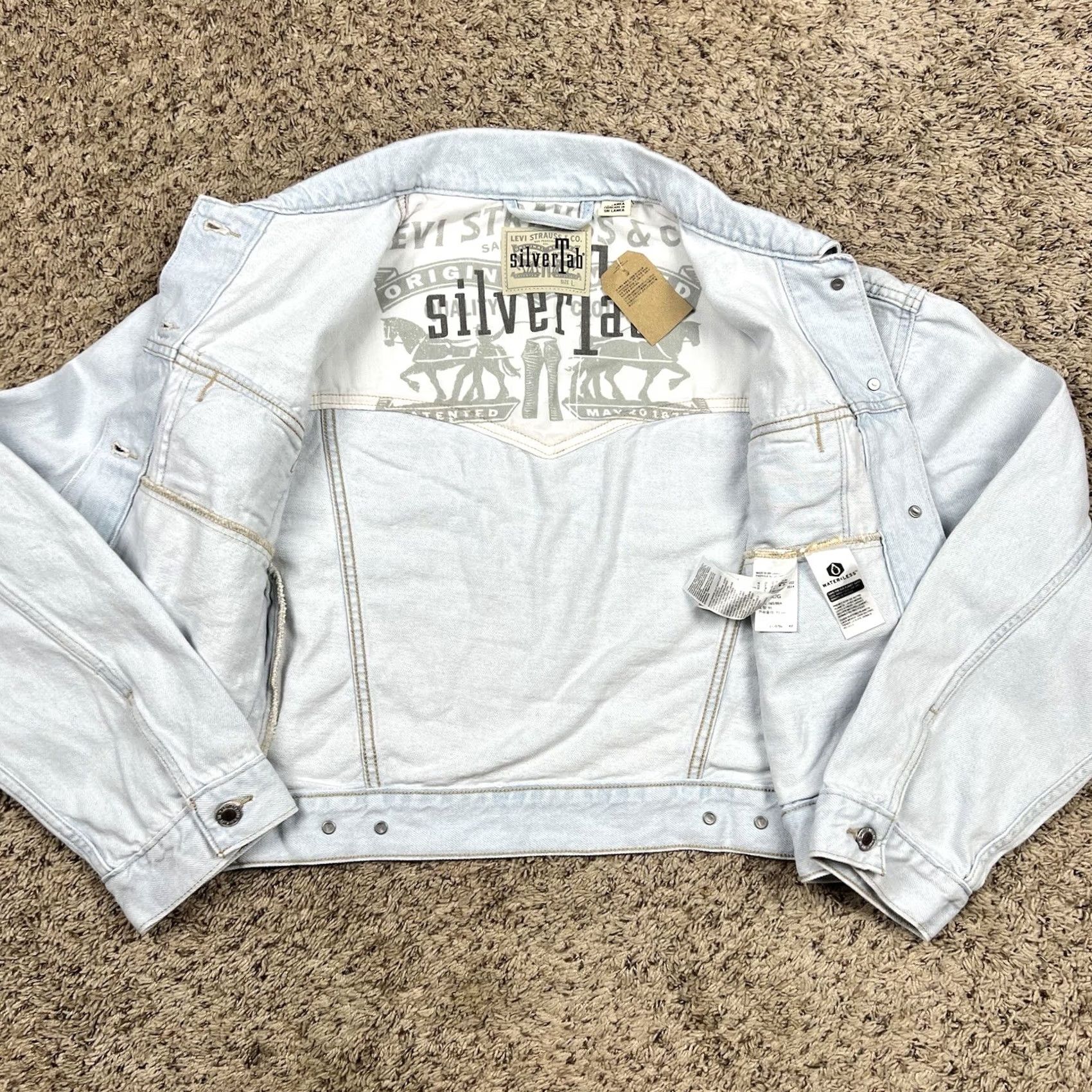 Denime VINTAGE Levis SilverTab Jean Jacket Womens Large Denim Cropped Light Blue Jacket, Casual, Modern, Stylish, 90s Inspired, Fall Winter Women’s Size 36" / US 14 / IT 50 - 4 Thumbnail