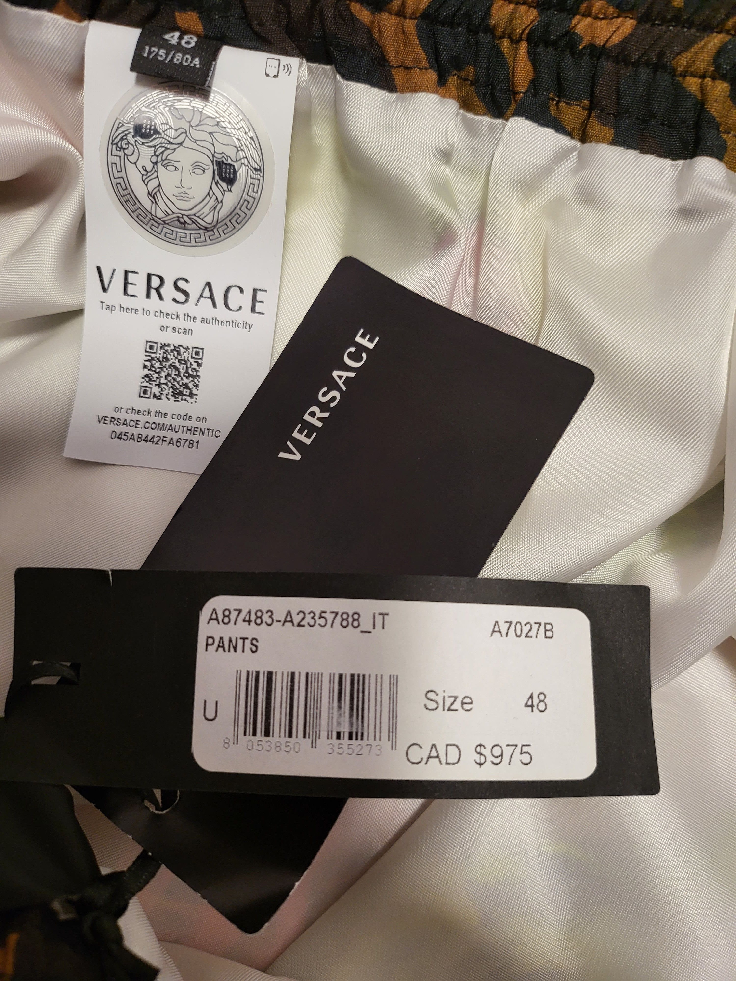 Versace Two Face Floral & Baroque Print Shorts Size US 32 / EU 48 - 9 Thumbnail