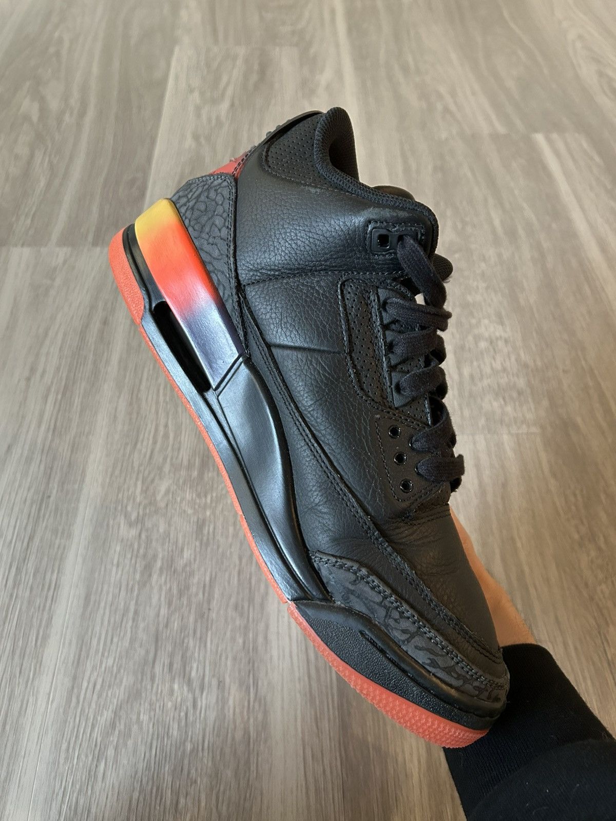 J Balvin × Jordan Brand J Balvin X Air Jordan Retro 3 Rio Size 9.5 Size US 9.5 / EU 42-43 - 15 Thumbnail