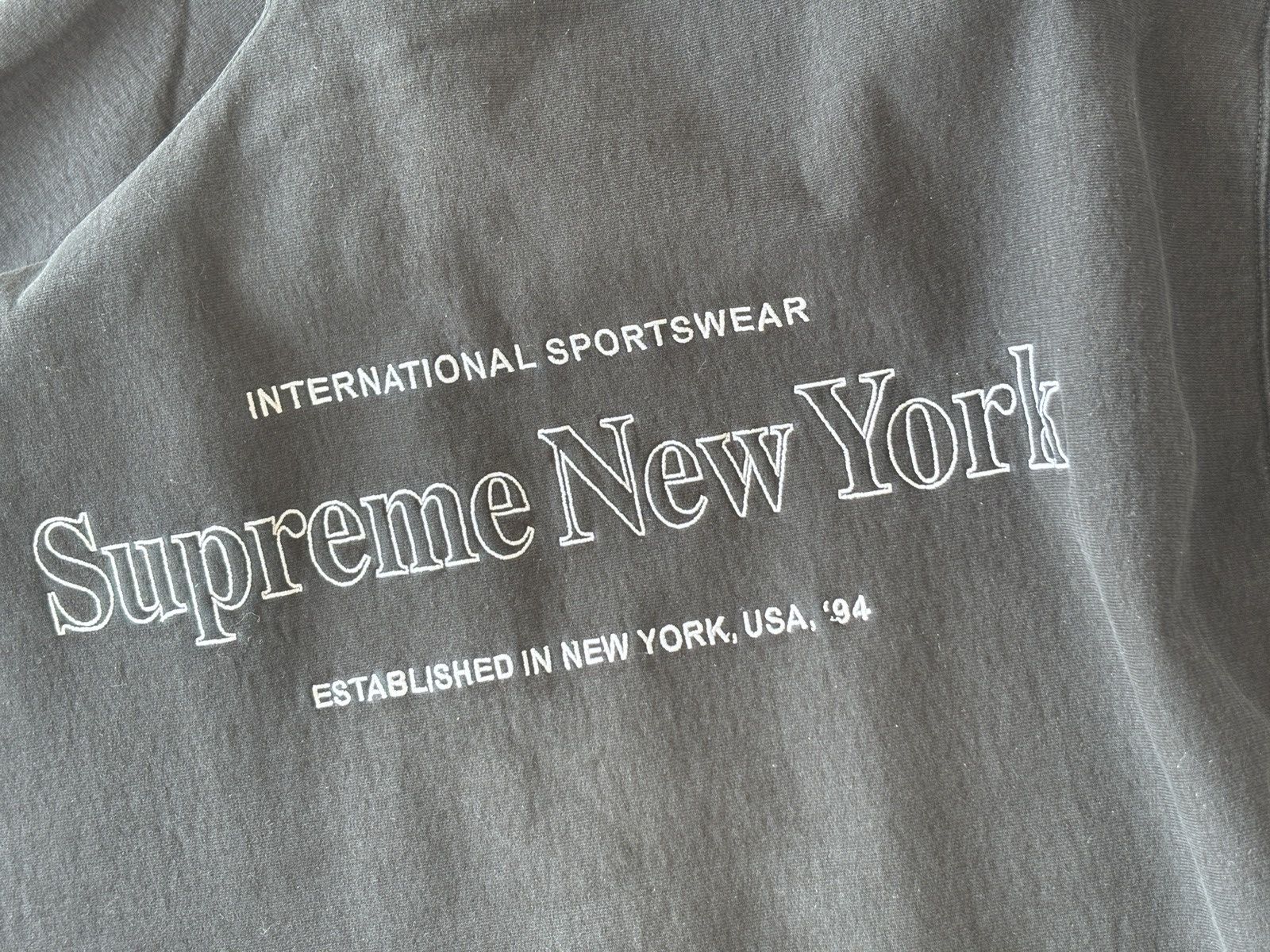 Supreme Supreme New York Side Logo Crewneck Sweater | RN101837 Size US XL / EU 56 / 4 - 5 Thumbnail