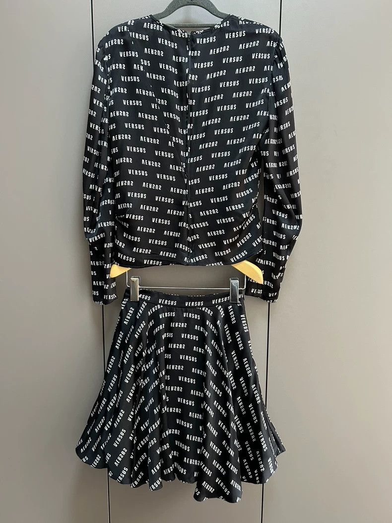 Versace Versace Silk print set Size S / US 4 / IT 40 - 3 Thumbnail