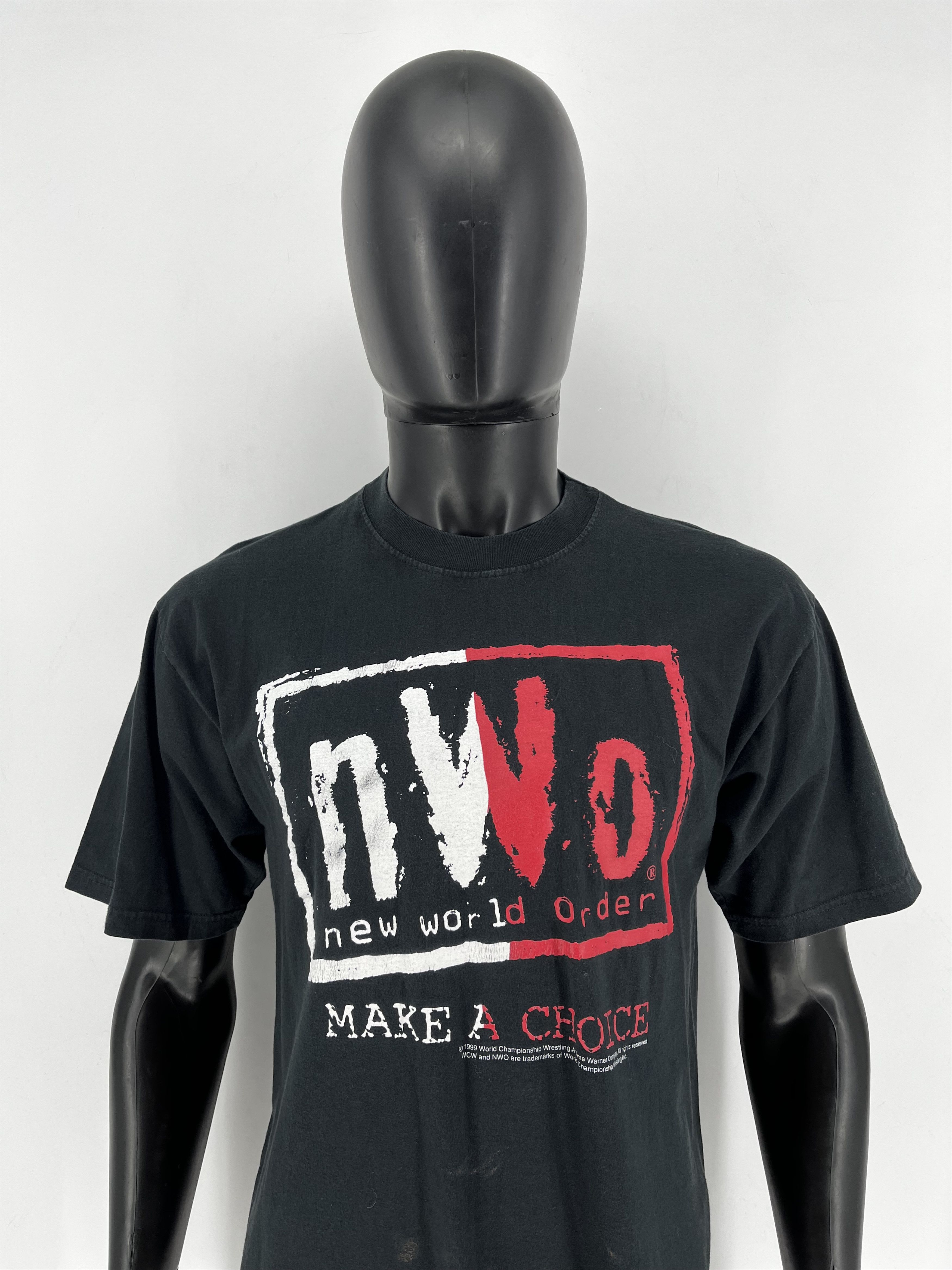 WWE WCW nWo Make A Choice T-shirt Men’s size Medium black &white Size US M / EU 48-50 / 2 - 1 Thumbnail