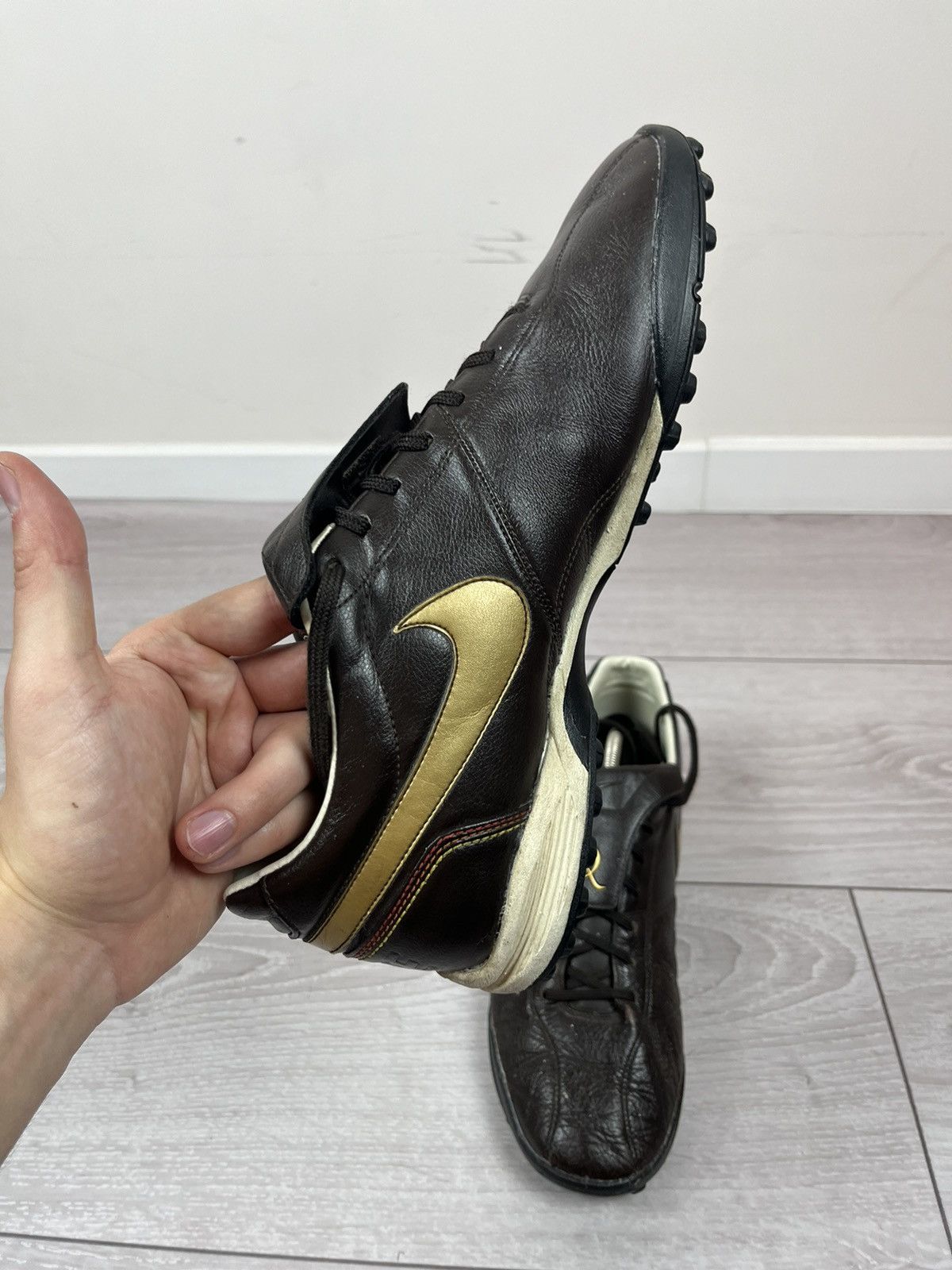 Nike Nike Tiempo 2007 Ronaldinho Vintage Soccer Shoes Size US 12 / EU 45 - 13 Thumbnail