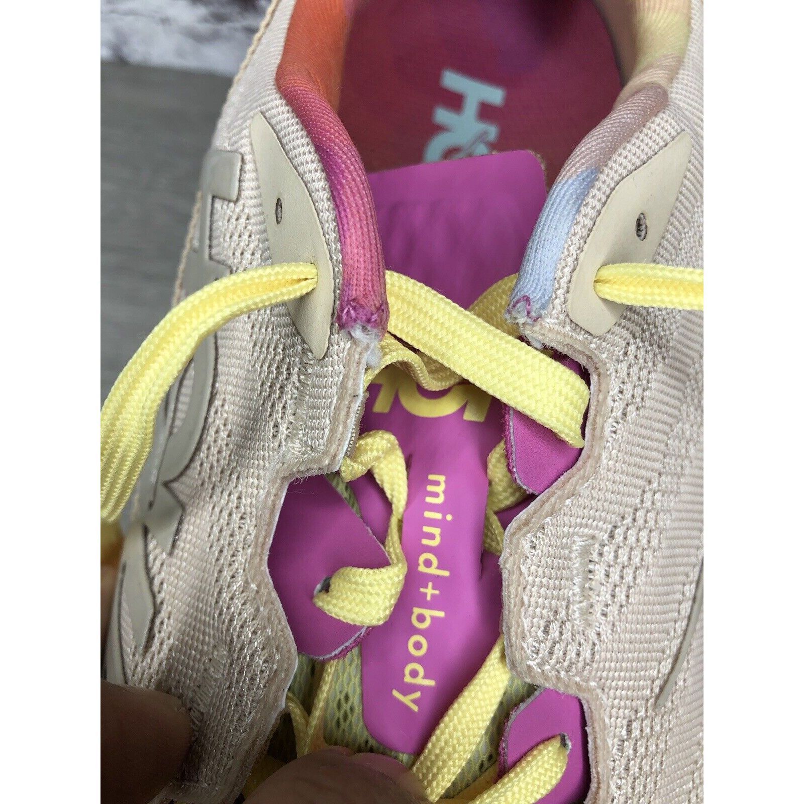 Hoka Hoka One One Elevon 2 Mental Health Sand Camelia Running Sho Size US 12 / IT 42 - 19 Thumbnail
