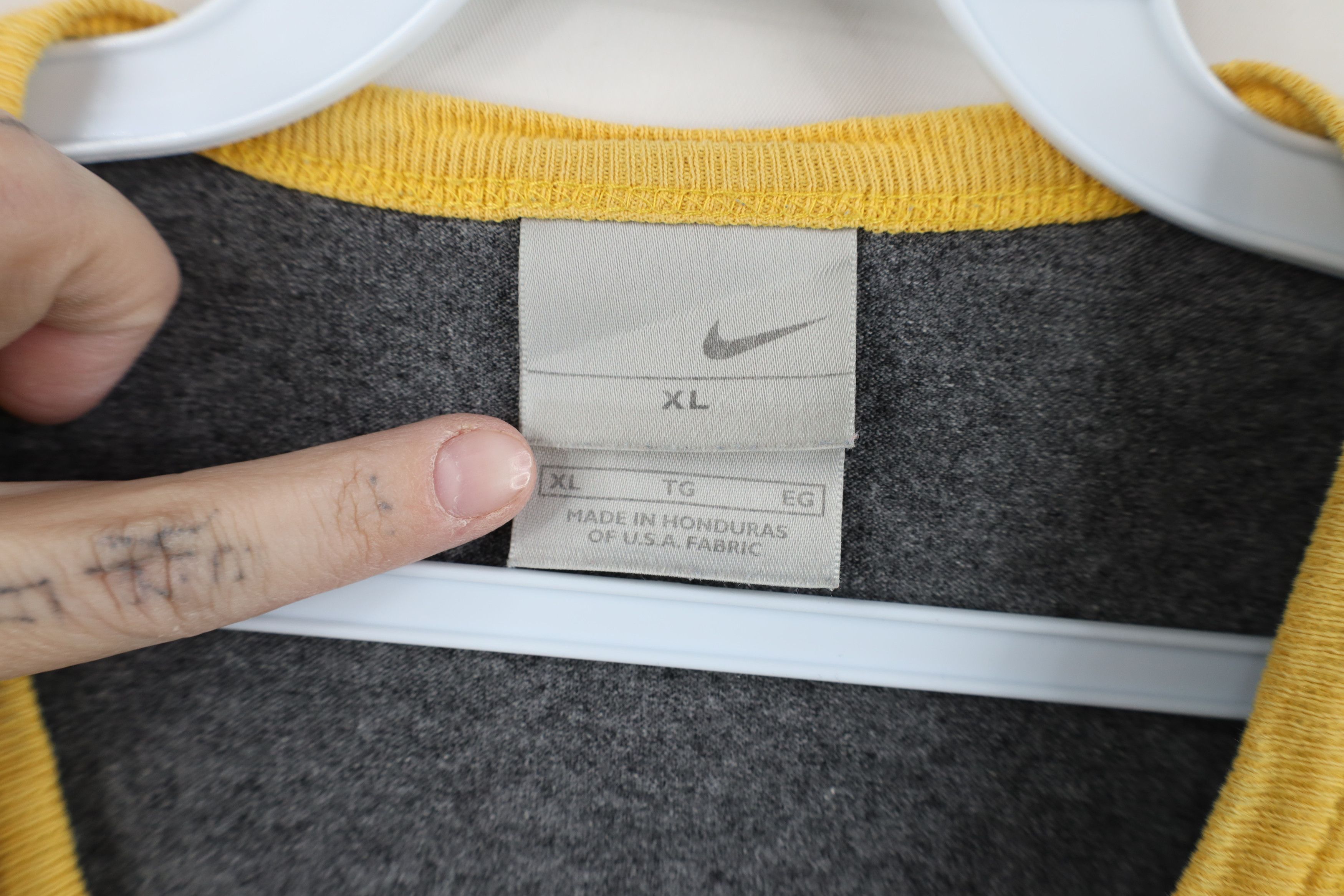 Nike Vintage Nike Air Center Swoosh Short Sleeve Ringer T-Shirt Size US XL / EU 56 / 4 - 7 Thumbnail