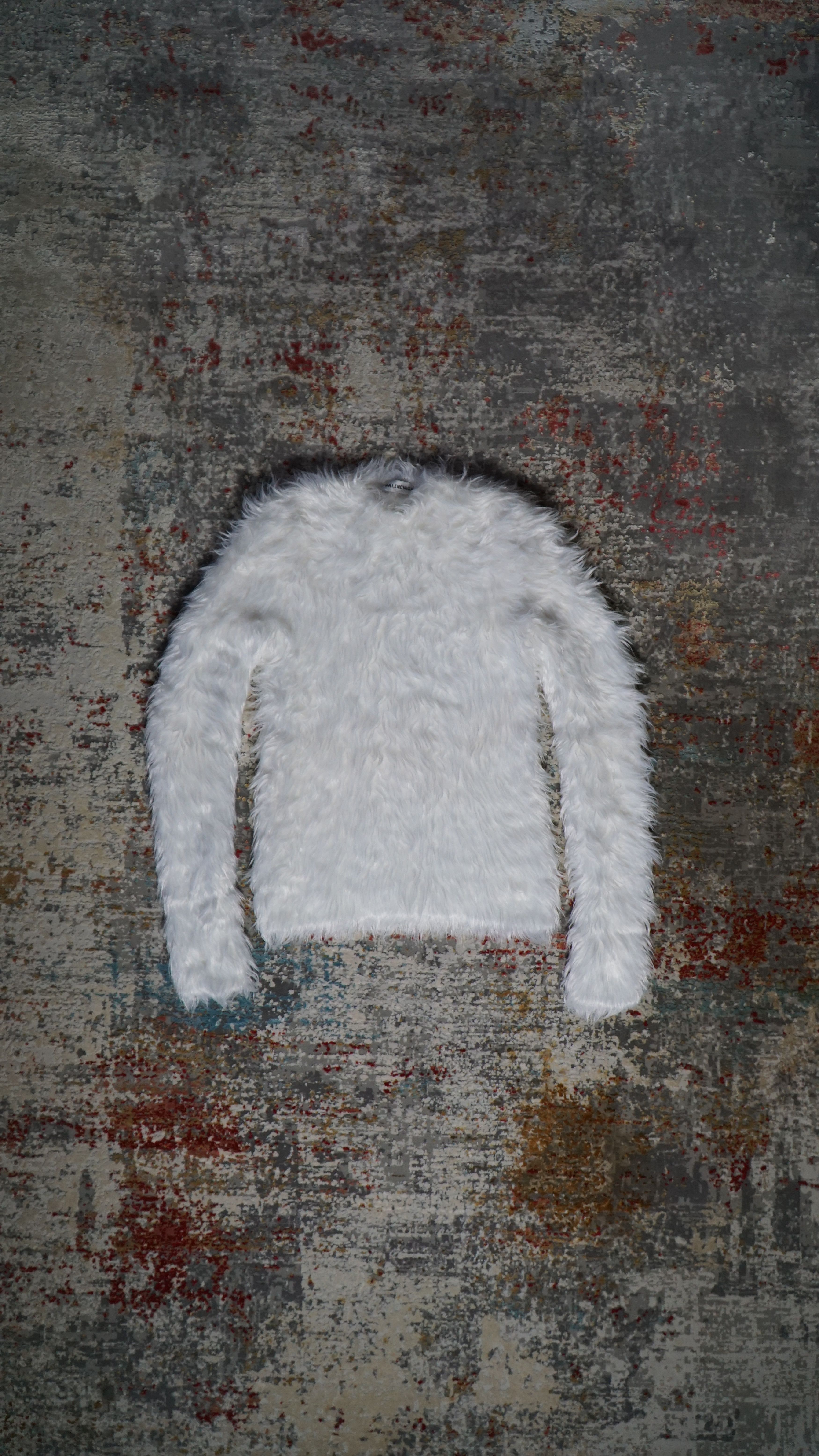 Balenciaga Balenciaga Faux Fur sweater FW18 Size US M / EU 48-50 / 2 - 1 Thumbnail