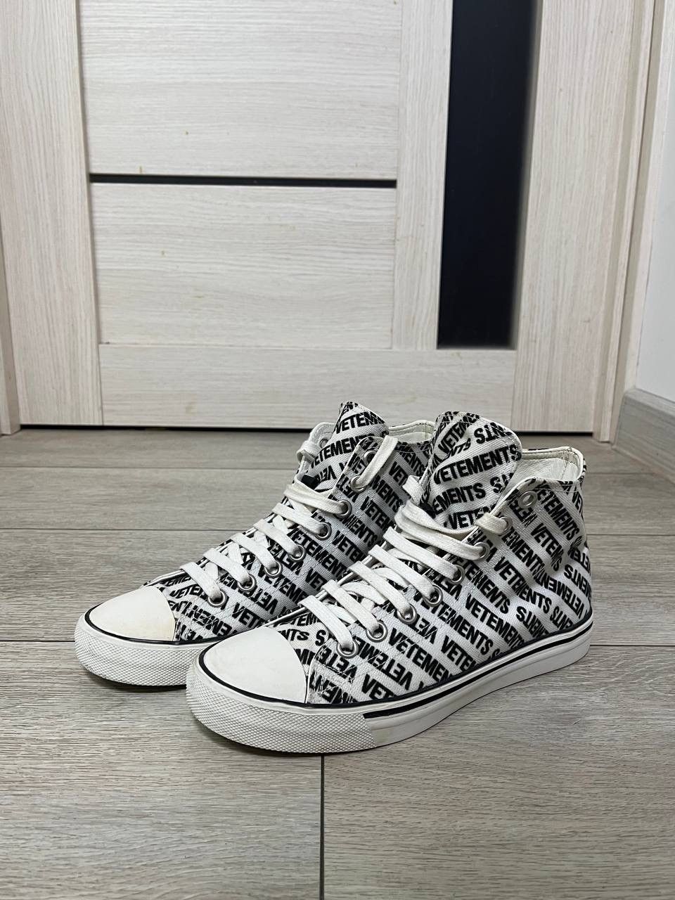Vetements Vetements Monogram All Print High Top Sneakers Size US 7 / IT 37 - 1 Thumbnail