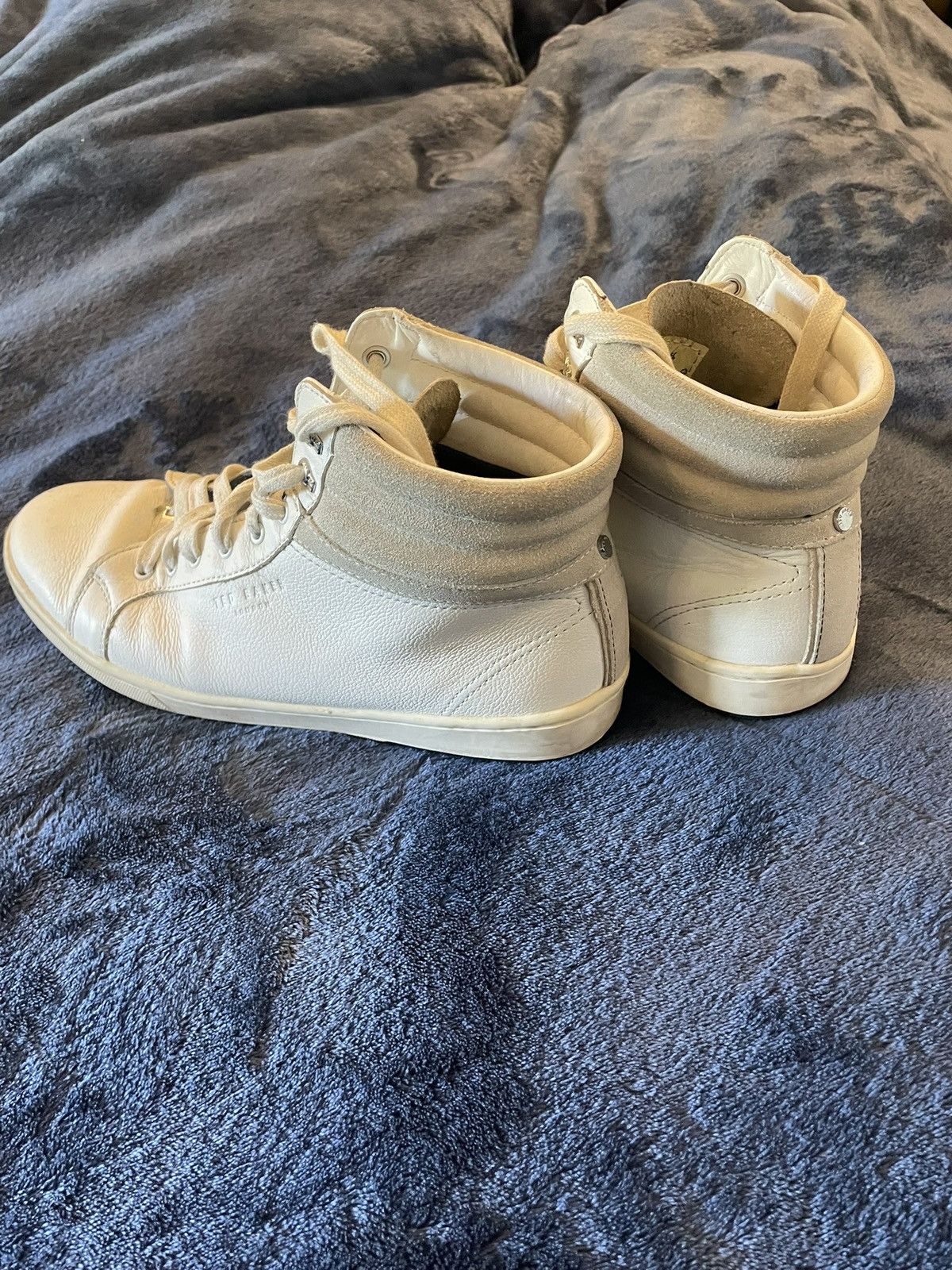 Ted Baker Ted Baker White Leather Hightops Size US 8.5 / EU 41-42 - 1 Thumbnail