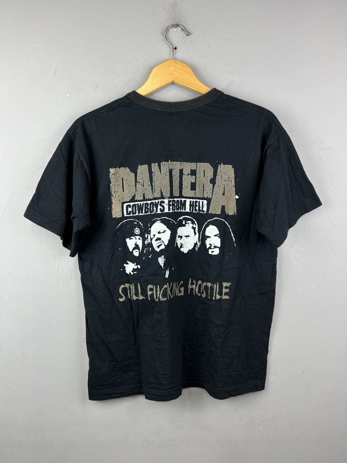 Band Tees Vintage 2005 Pantera Cowboys From Hell Licensed Tshirt Size US L / EU 52-54 / 3 - 1 Thumbnail