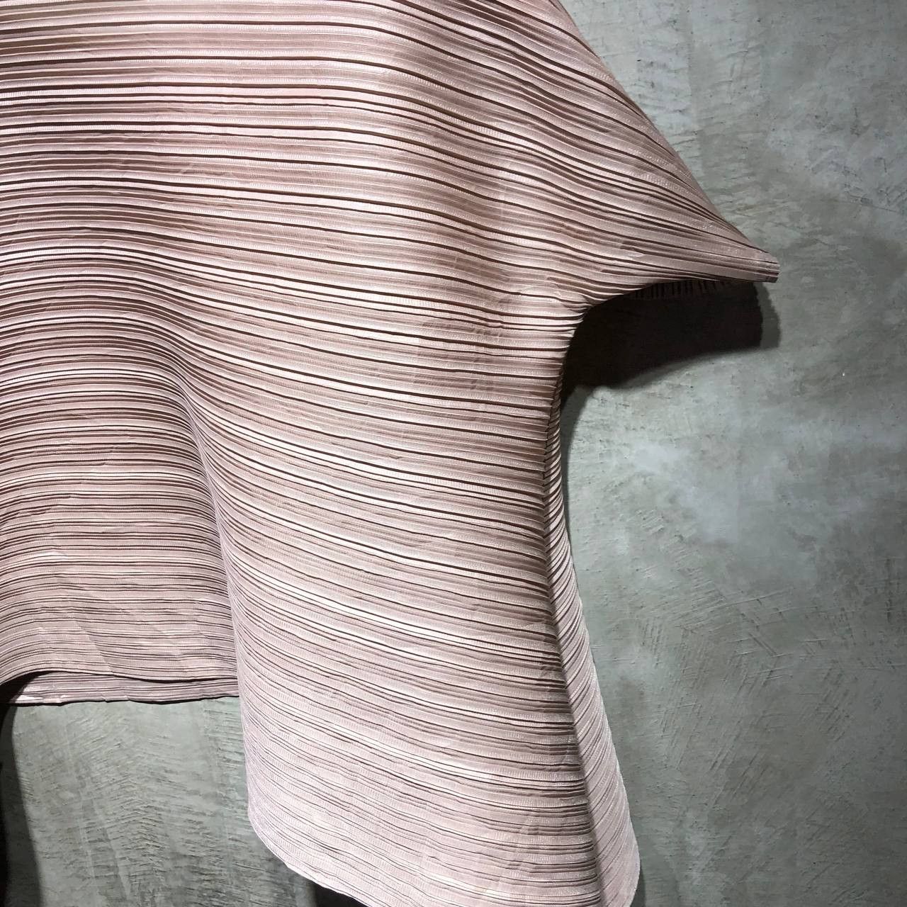 Pleats Please Issey Miyake Issey Miyake Pleats Please Asymmetrical pleated Tee Size M / US 6-8 / IT 42-44 - 8 Thumbnail