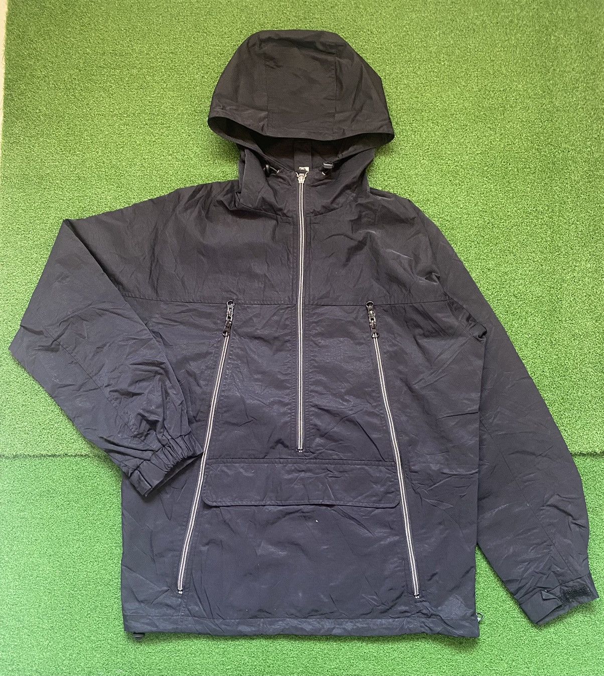 Uniqlo UNIQLO WINDBREAKER Size US L / EU 52-54 / 3 - 1 Thumbnail