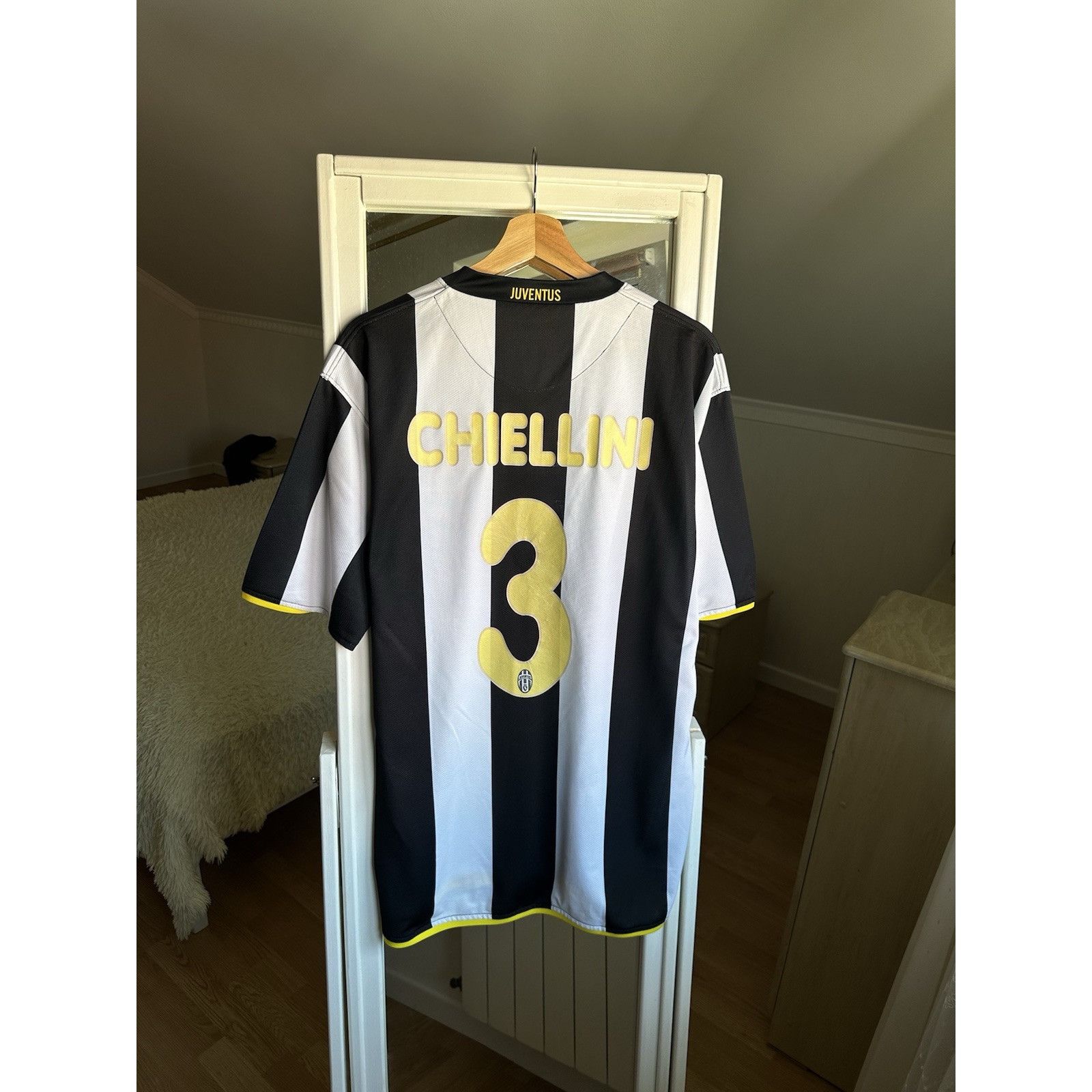Nike Juventus 2008-2009 player Chiellini 3 Home Football Shirt Size US XL / EU 56 / 4 - 1 Thumbnail