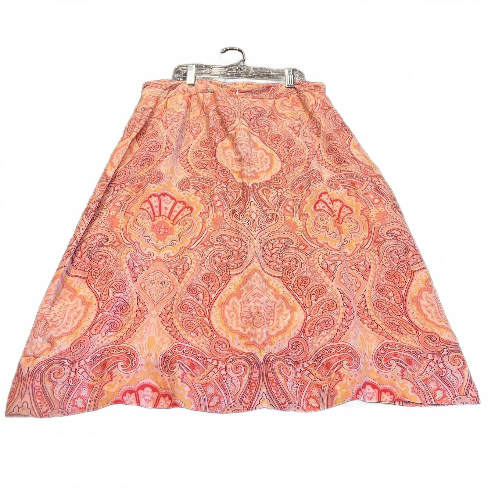 Banana Republic Banana Republic Women's Skirt Size 4 Orange Paisley Pattern Size 27" / US 4 / IT 40 - 2 Thumbnail