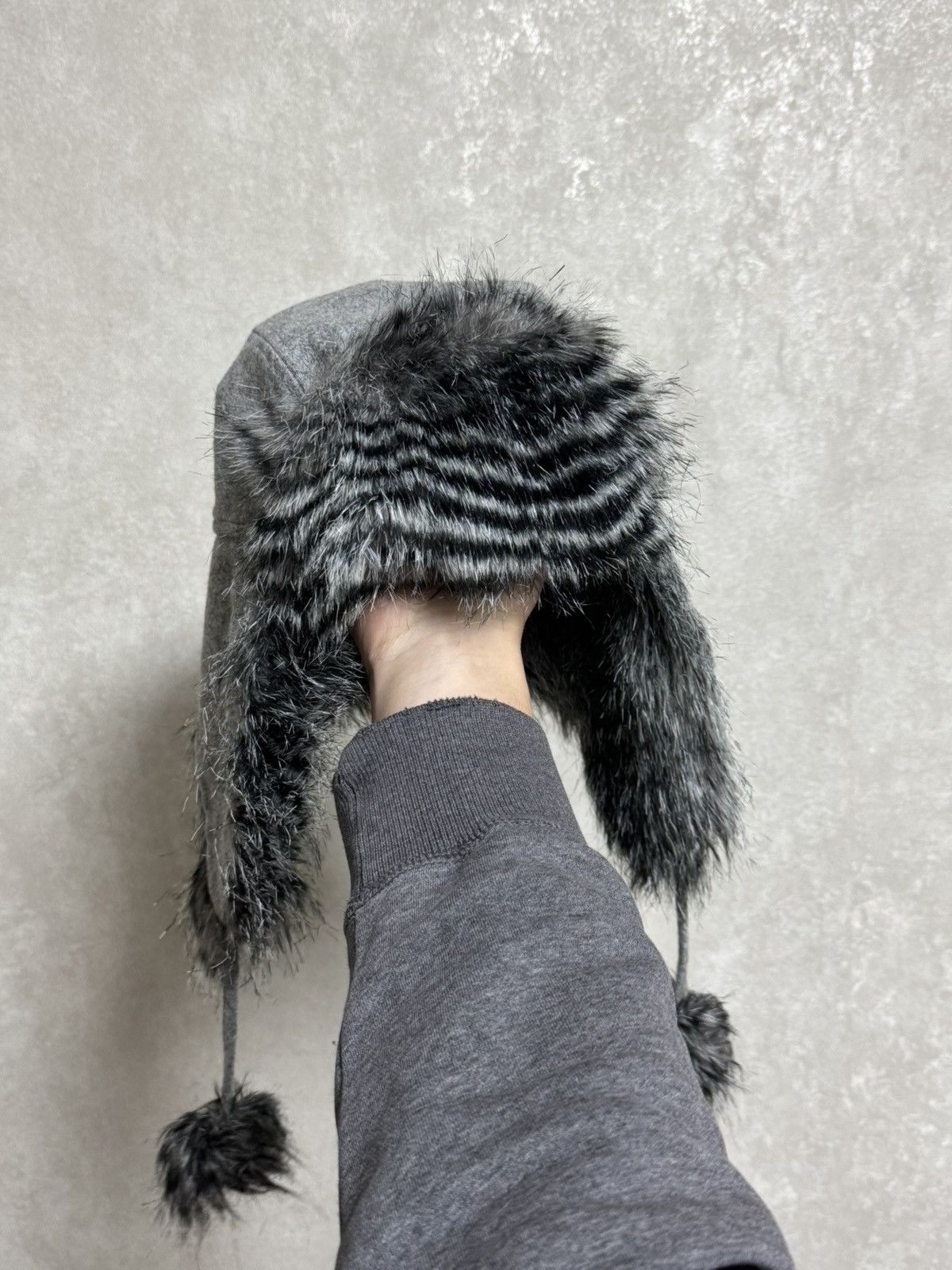 Japanese Brand Vintage Hype Trapper Fur Y2K Fluffy Hat Ushanka Faux USA Size ONE SIZE - 4 Thumbnail
