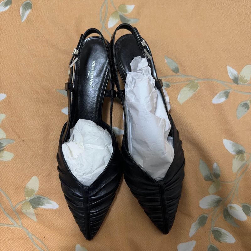 Louis Vuitton Louis Vuitton Pointed Toe High Heels Size US 7 / IT 37 - 2 Thumbnail