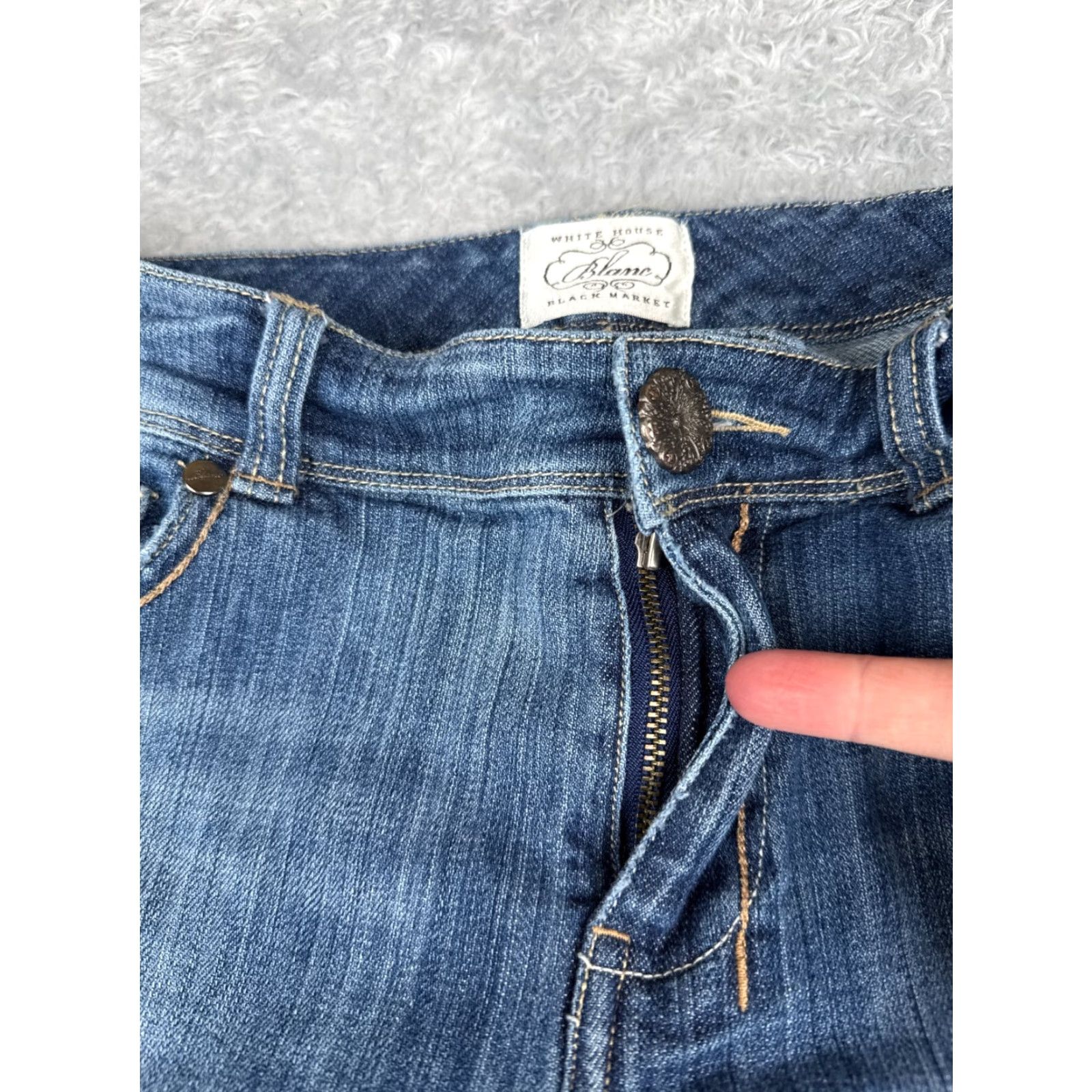 White House Black Market WHITE HOUSE BLACK MARKET Bootcut Jeans Womens 4 Blue Denim Embroidered 5-Pocket Size 27" / US 4 / IT 40 - 5 Thumbnail