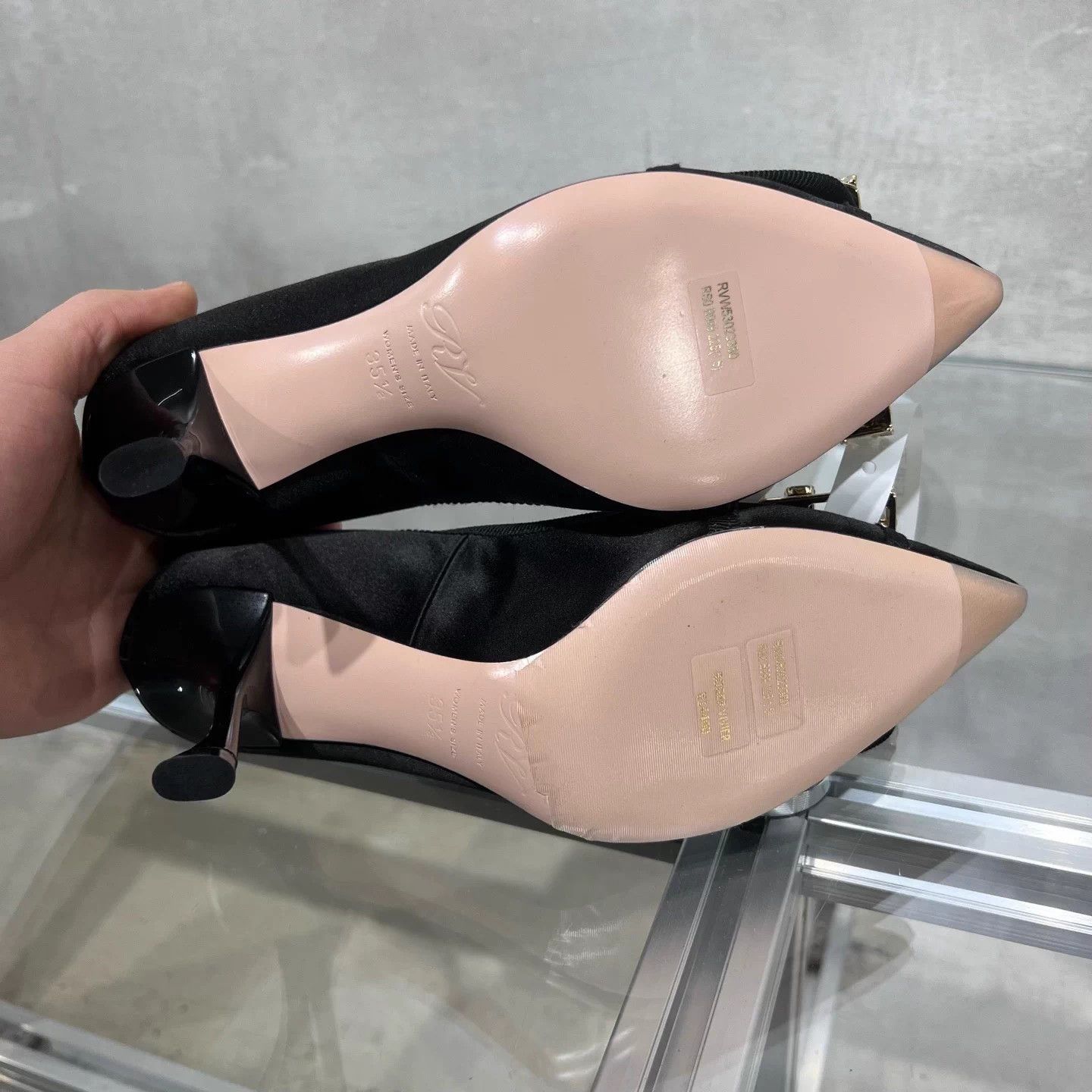 Roger Vivier Roger Vivier black pave buckle block heel pumps 35.5 Size US 4.5 / IT 34.5 - 7 Thumbnail
