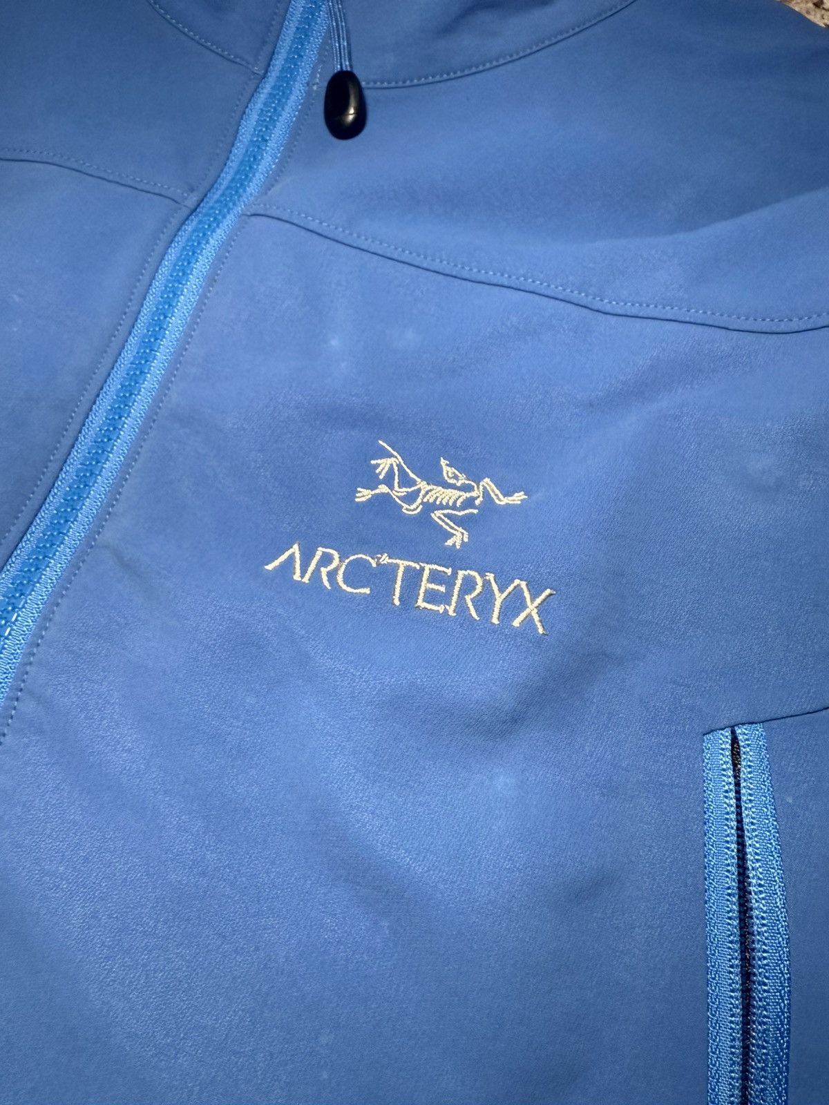 Arc'teryx × Vintage Vintage Arc’Teryx blue Soft-Shell Outdoor Jacket Size US L / EU 52-54 / 3 - 16 Thumbnail