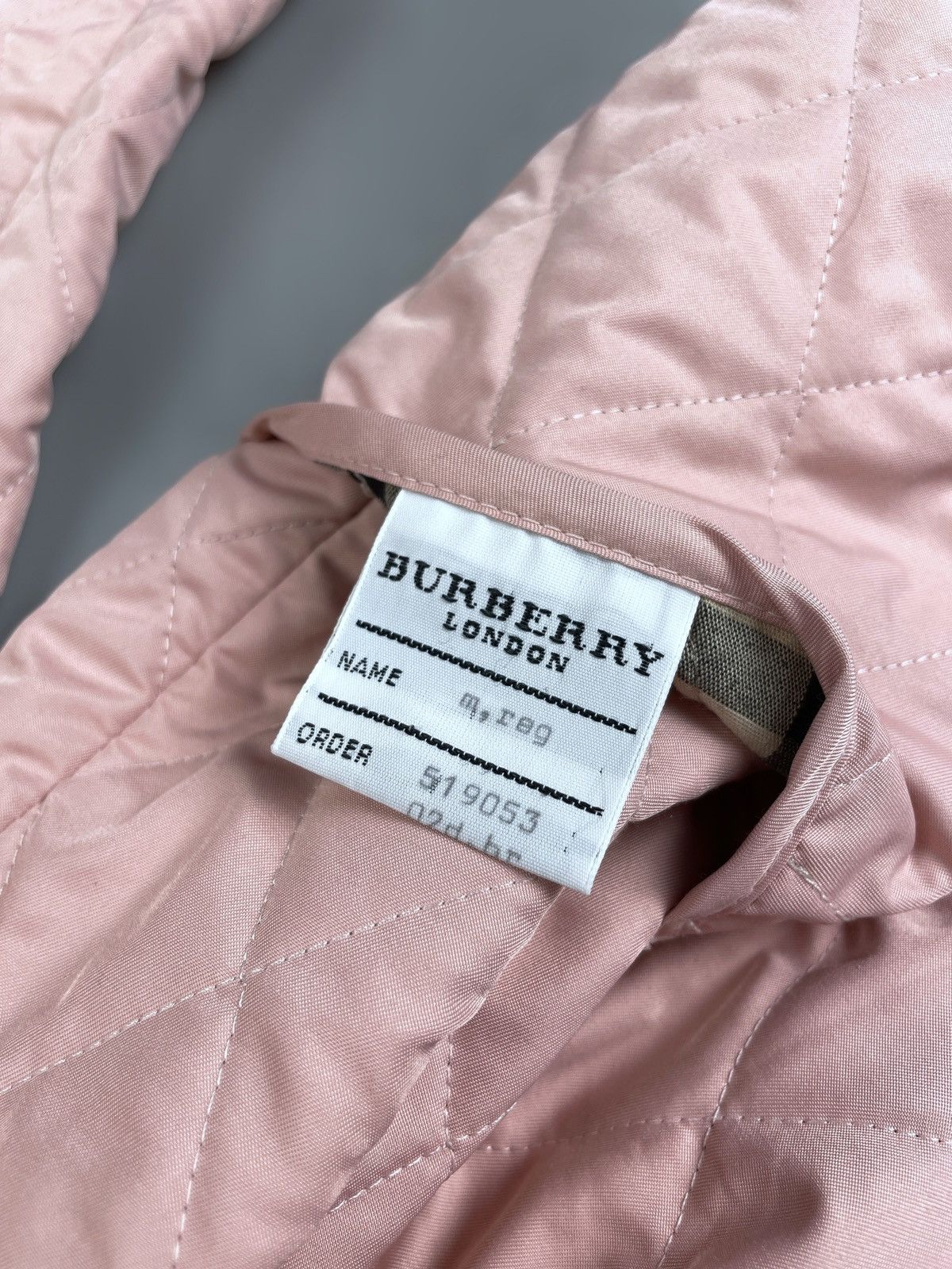 Burberry Burberry London Vintage Quilted Jacket Nova Check Lining M Size M / US 6-8 / IT 42-44 - 20 Thumbnail