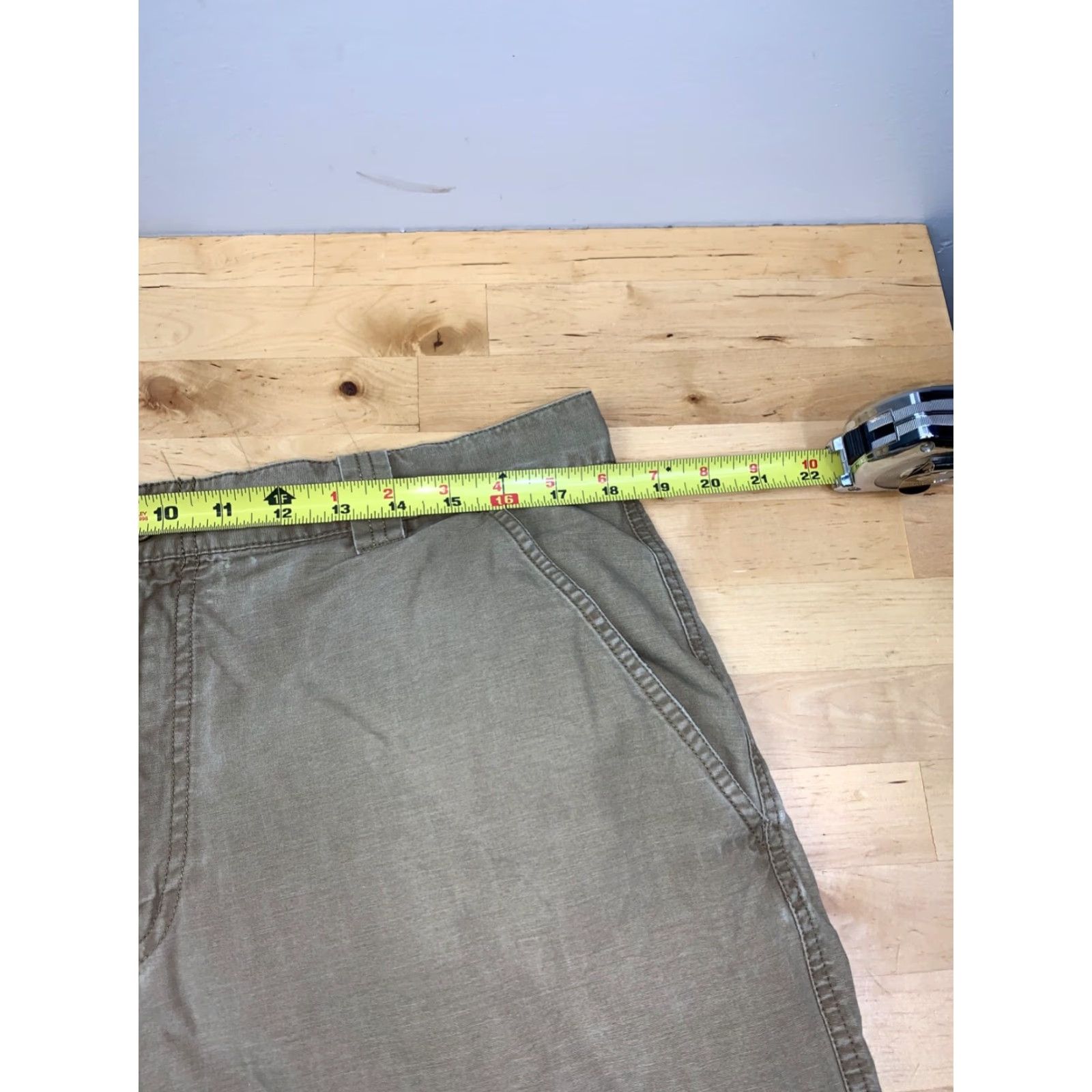 Vintage Columbia Cargo Shorts Mens 36 Beige Brown Outdoor Hiking #5722 Size US 36 / EU 52 - 5 Thumbnail