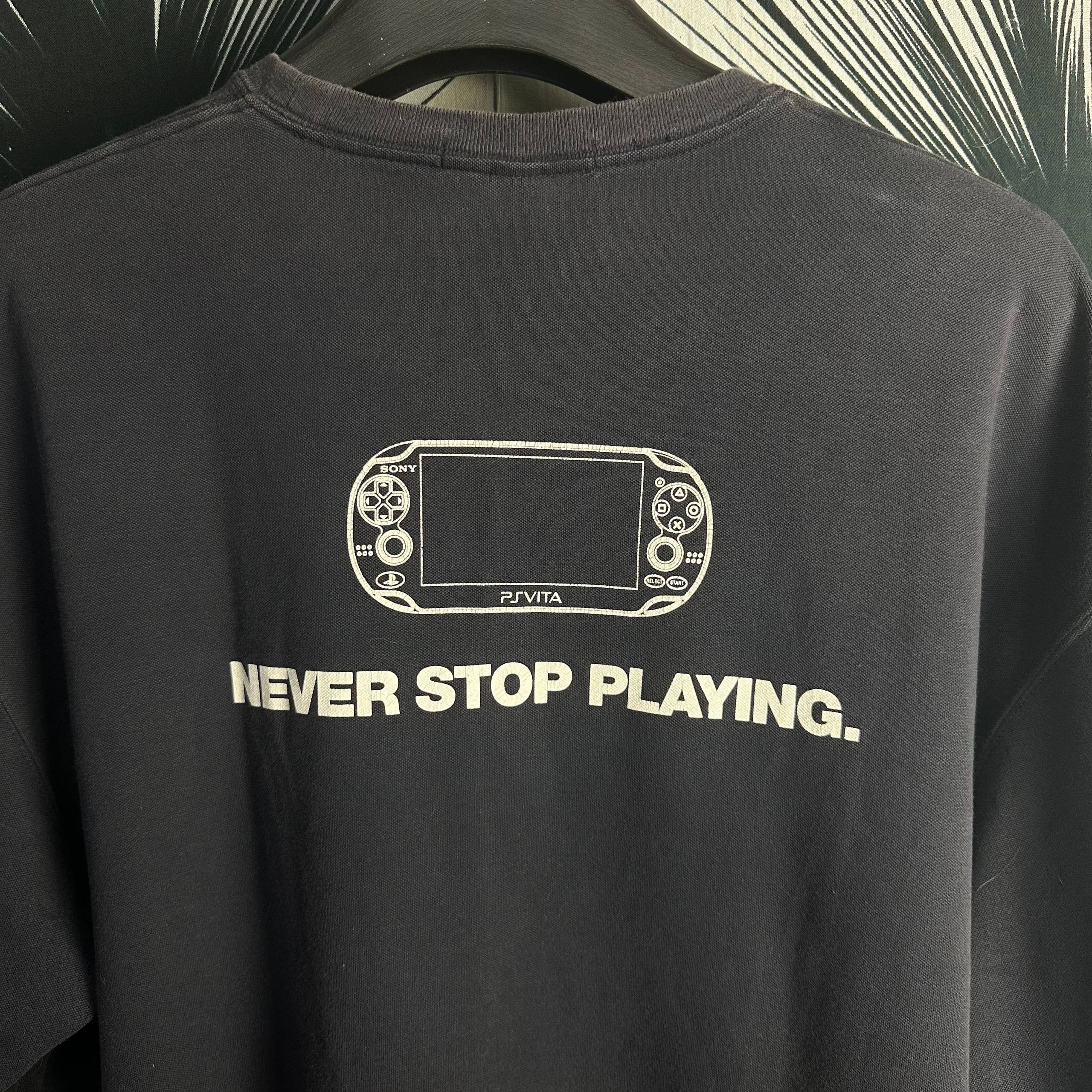 Playstation Vintage 2000s PS Vita Play Station Video Game Promo T-Shirt Size US XXL / EU 58 / 5 - 4 Thumbnail