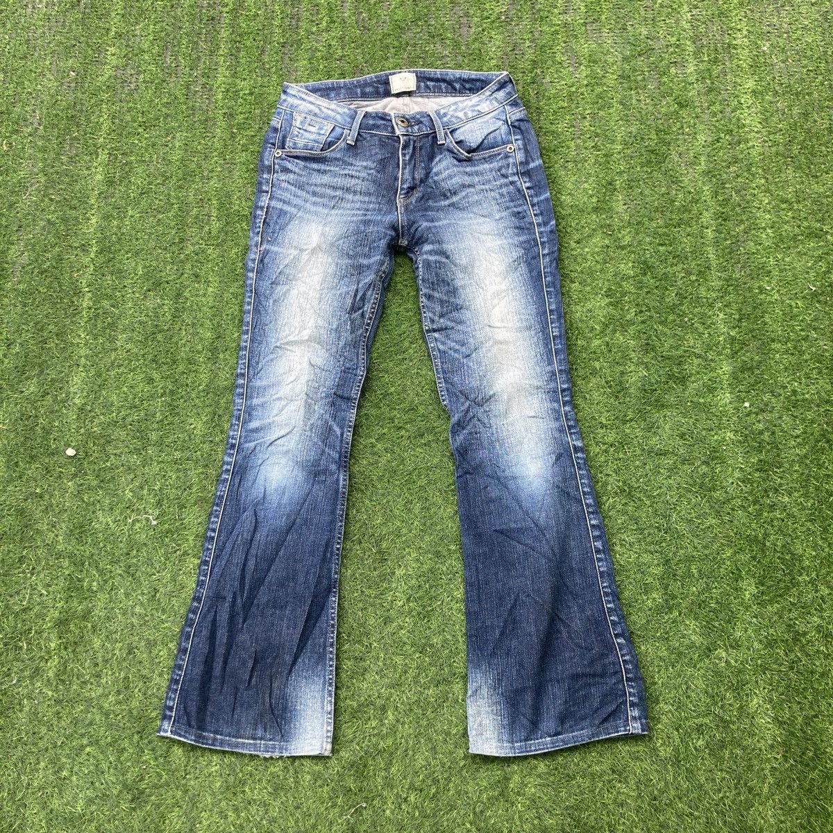 Beauty Beast SWEET CAMEL FLARED BOOTCUT JEANS Size 29" - 1 Thumbnail