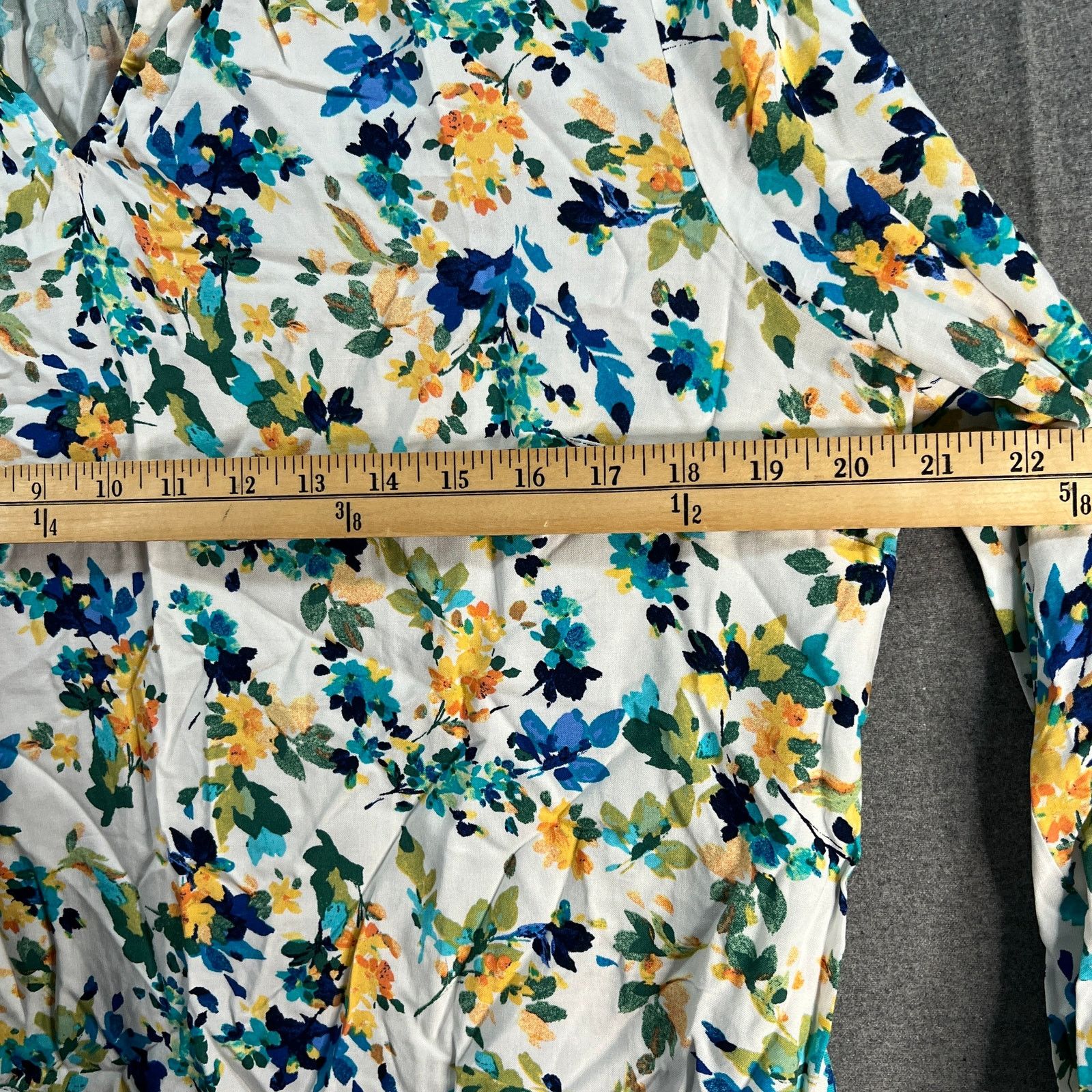 Denim & Co. Denim & Co. Printed Smocked Cuff Woven Blouse White, Large Size L / US 10 / IT 46 - 7 Thumbnail