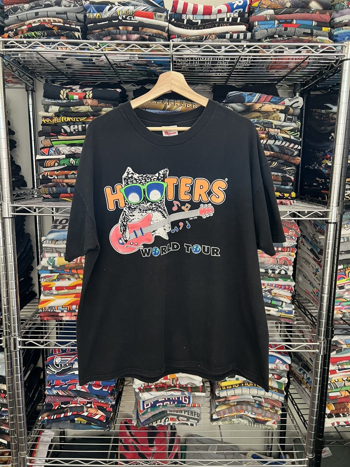 1998 Hooters World Tour Owl Tee
