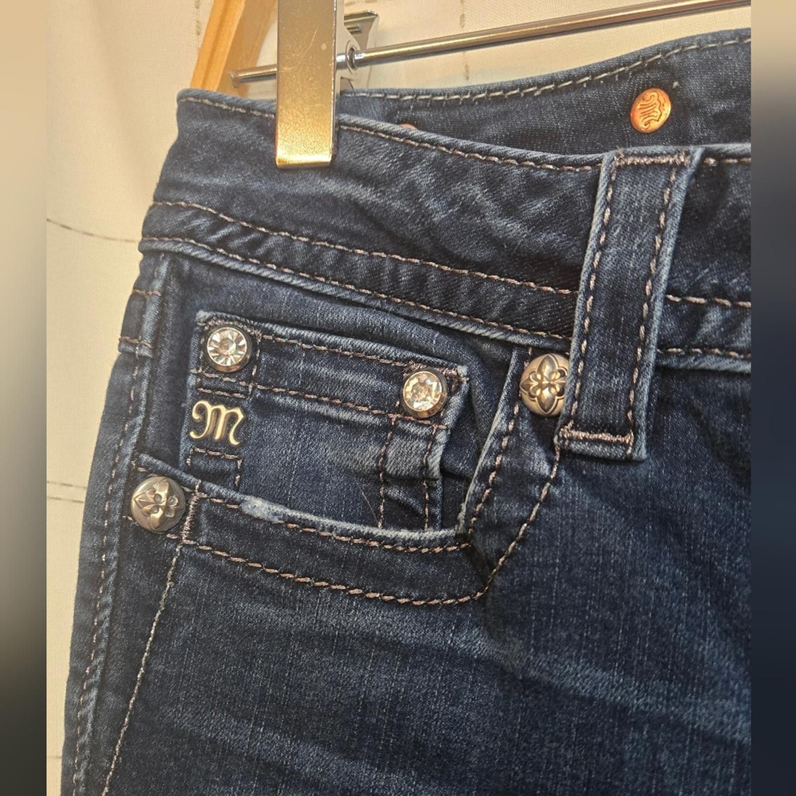 Other Miss Me Signature Crop Jean Size 28" / US 6 / IT 42 - 2 Thumbnail