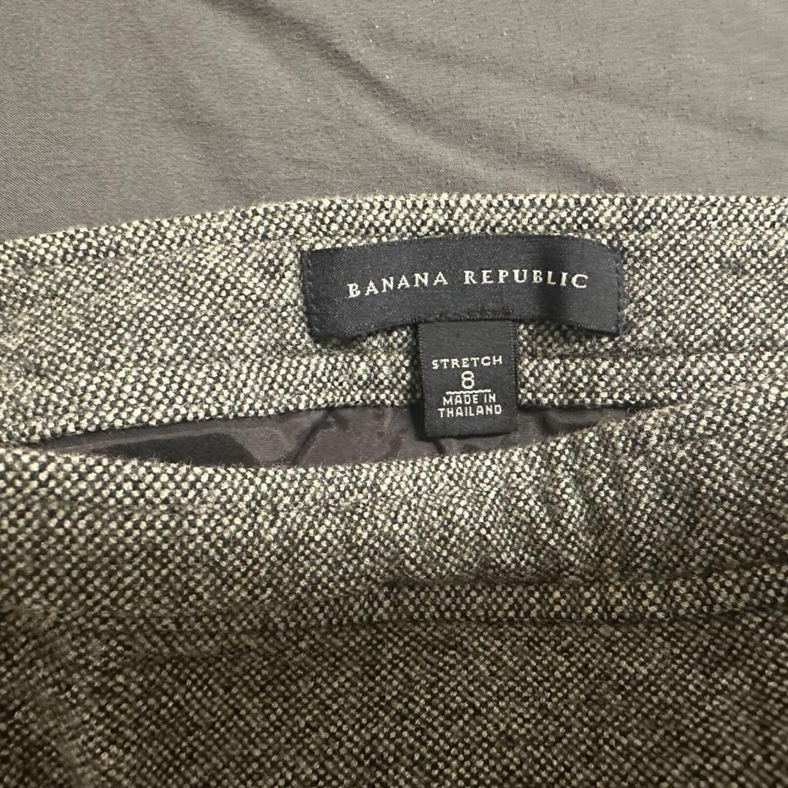 Banana Republic Banana Republic Women's Black and Grey Skirt Size 30" / US 8 / IT 44 - 4 Thumbnail