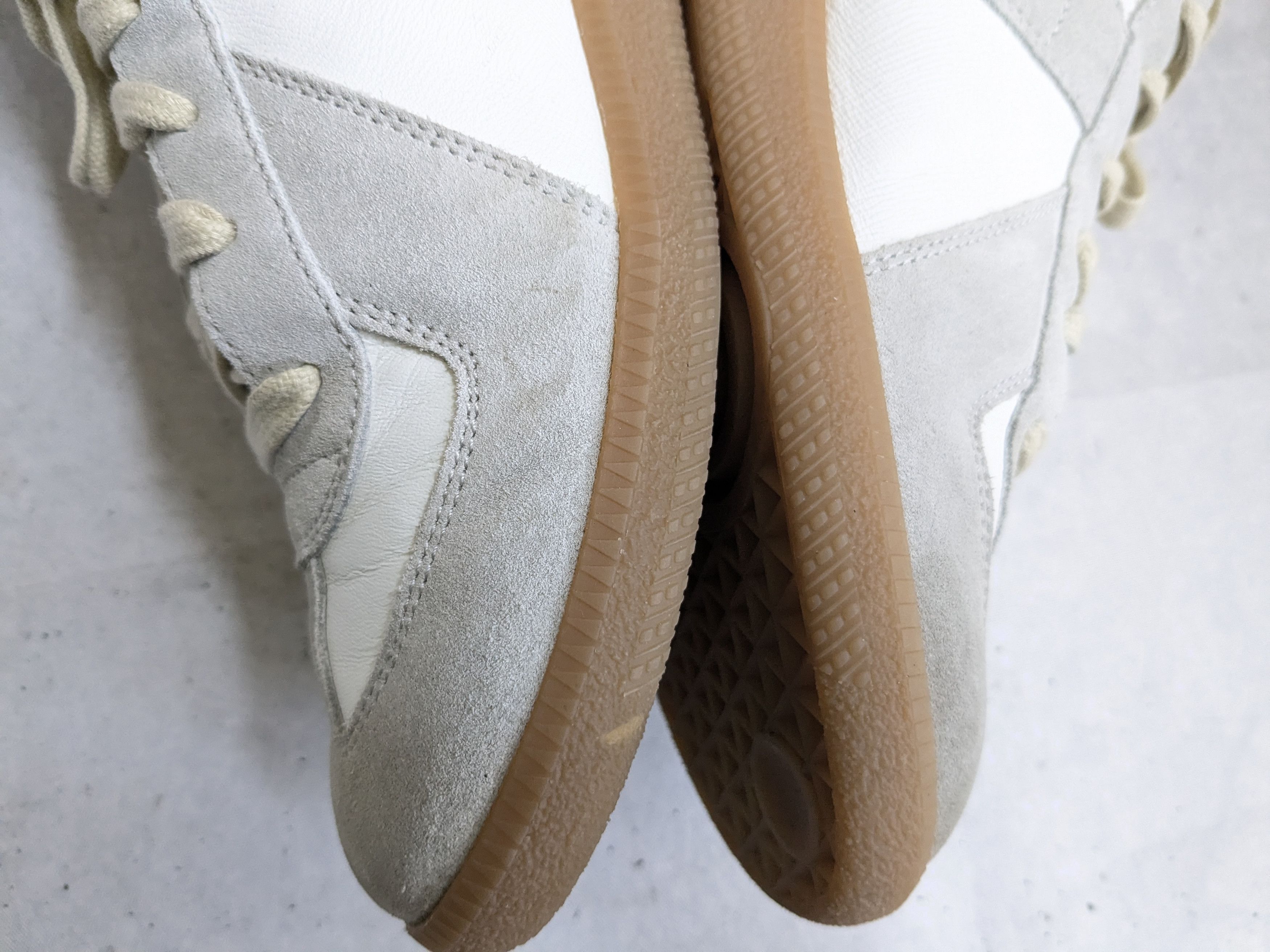 Maison Margiela Maison Margiela Replica GAT White Gray 11 44 Low Tops Size US 11 / EU 44 - 11 Thumbnail