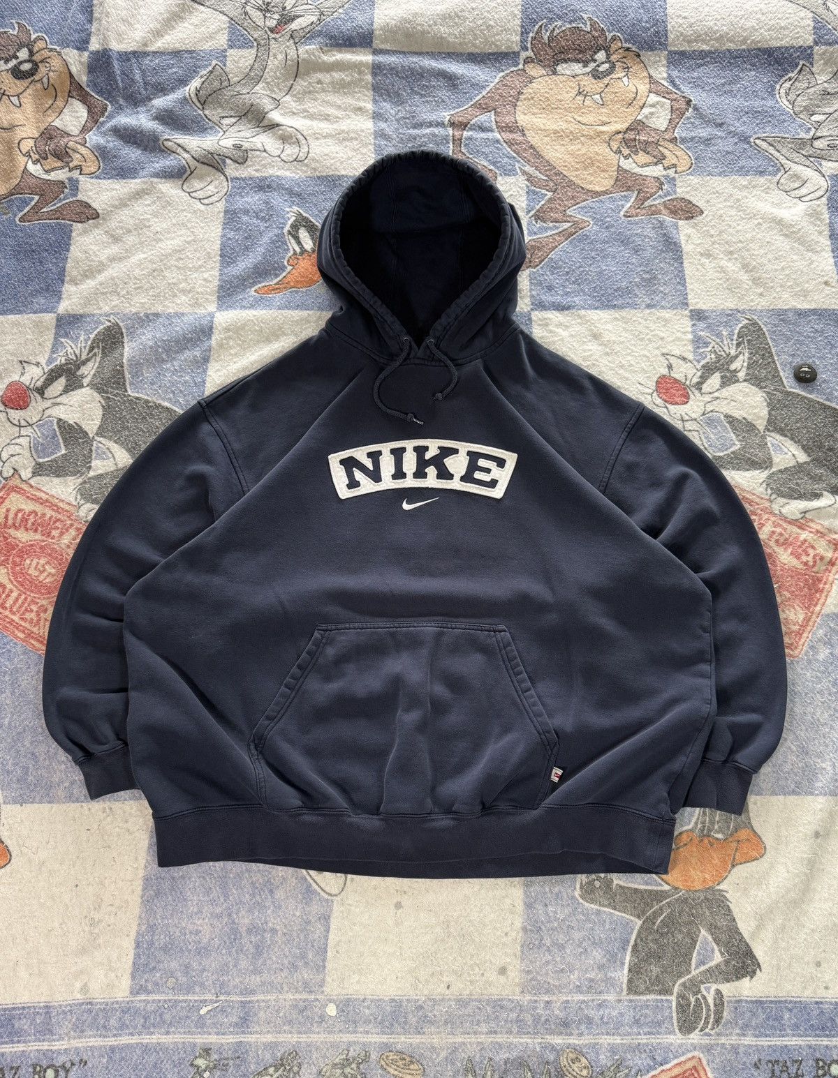 Nike Vintage nike spell out center swoosh sweatshirt Size US XXL / EU 58 / 5 - 1 Thumbnail