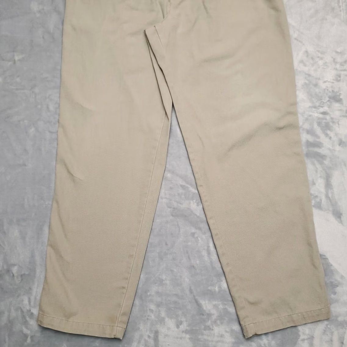 Dockers VTG Dockers Pants Mens 36x32 Chino Pleated Cotton Canvas Beige 100% Cotton Casual 90s Mens Size US 36 / EU 52 - 2 Thumbnail