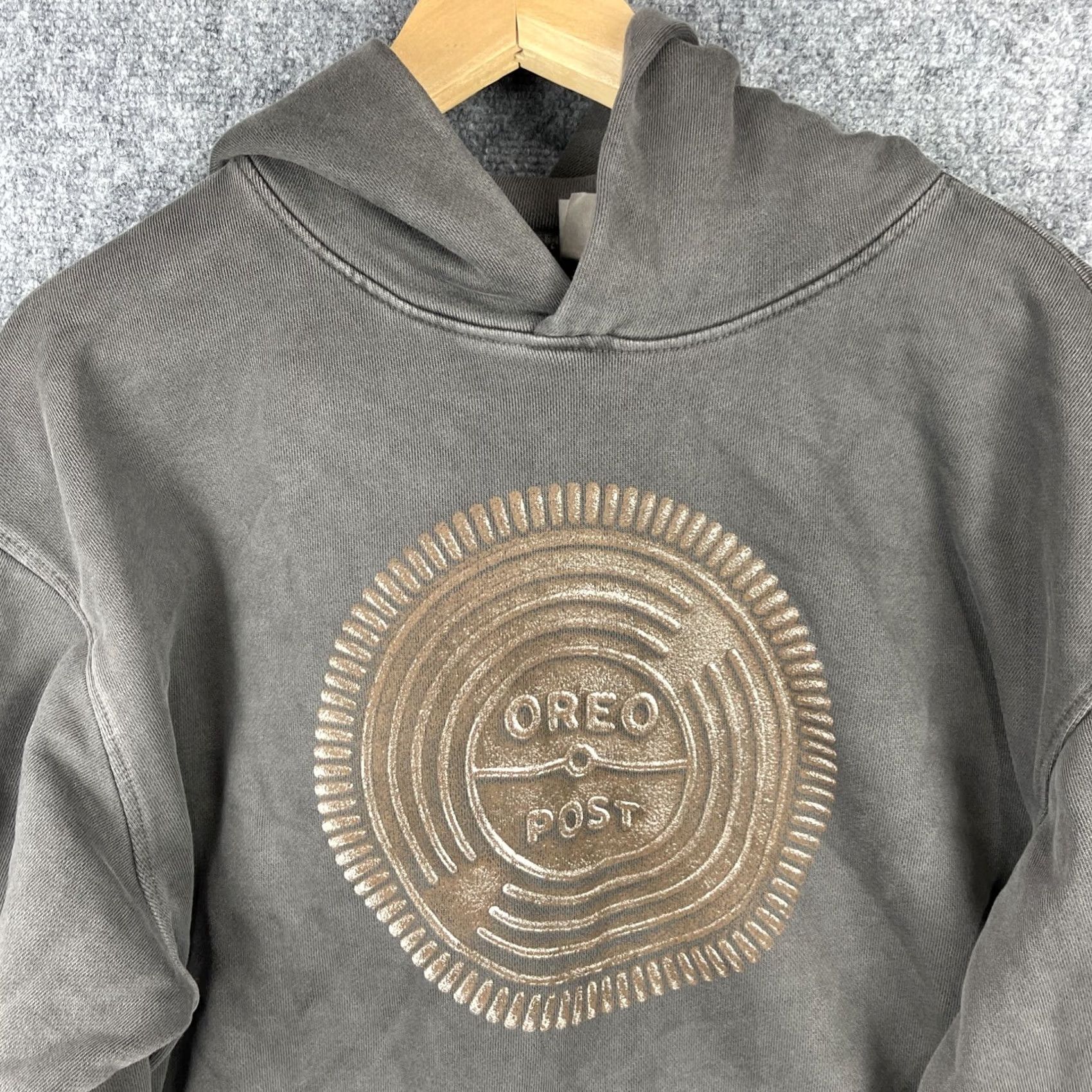 CO Post Malone Oreo Hoodie Mens Large Gray Posty Co Cookie Sweatshirt Pullover Size US L / EU 52-54 / 3 - 3 Thumbnail