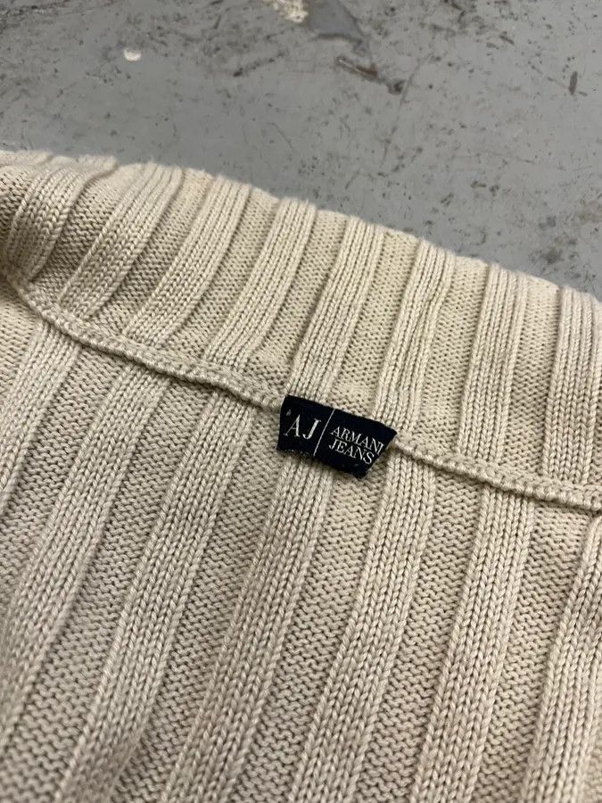 Armani 2000s Armani Wool Beige Zip-Up Sweater Size US S / EU 44-46 / 1 - 10 Thumbnail