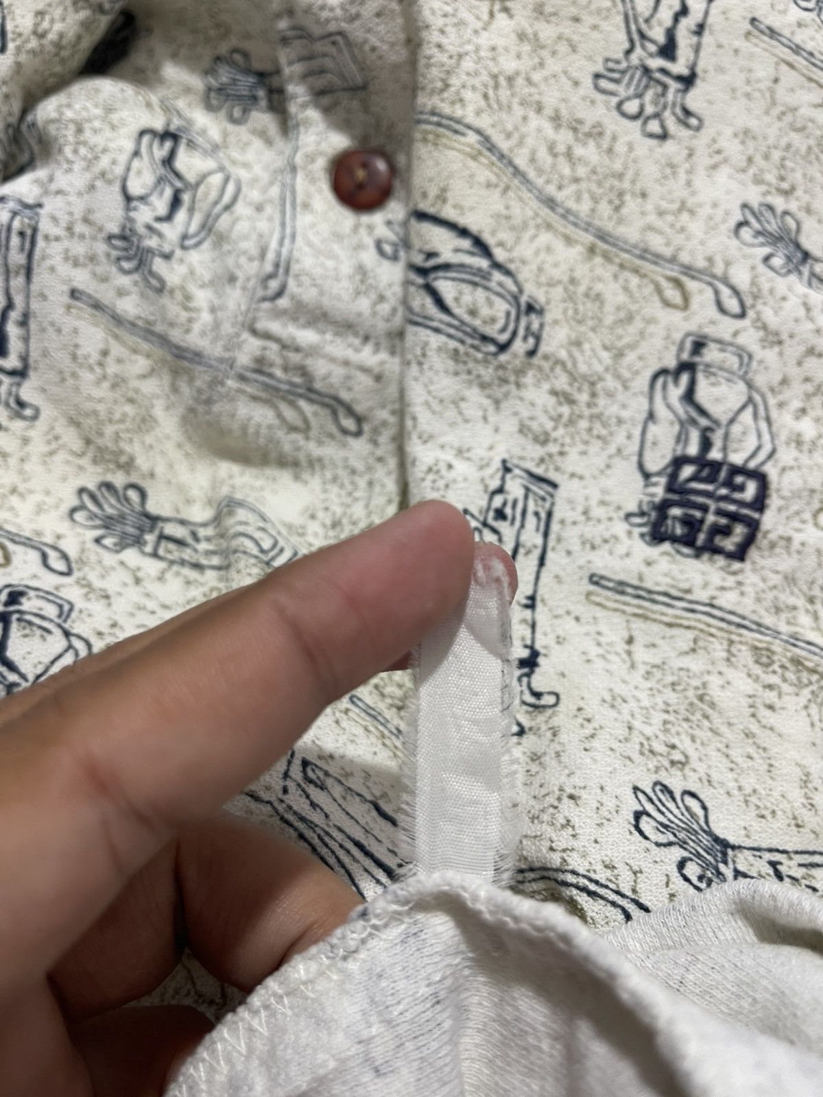 Givenchy Rare Vintage GIVENCHY Golf Active Wear Full All Over Print Size US M / EU 48-50 / 2 - 6 Thumbnail