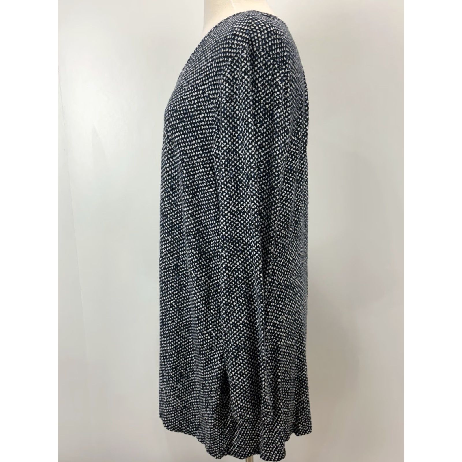 J. Jill VINTAGE J. Jill Wearever Collection Tunic Top Women’s XL Blue Casual Stretch Rayon Blend Pullover V-Neck Size XL / US 12-14 / IT 48-50 - 2 Thumbnail