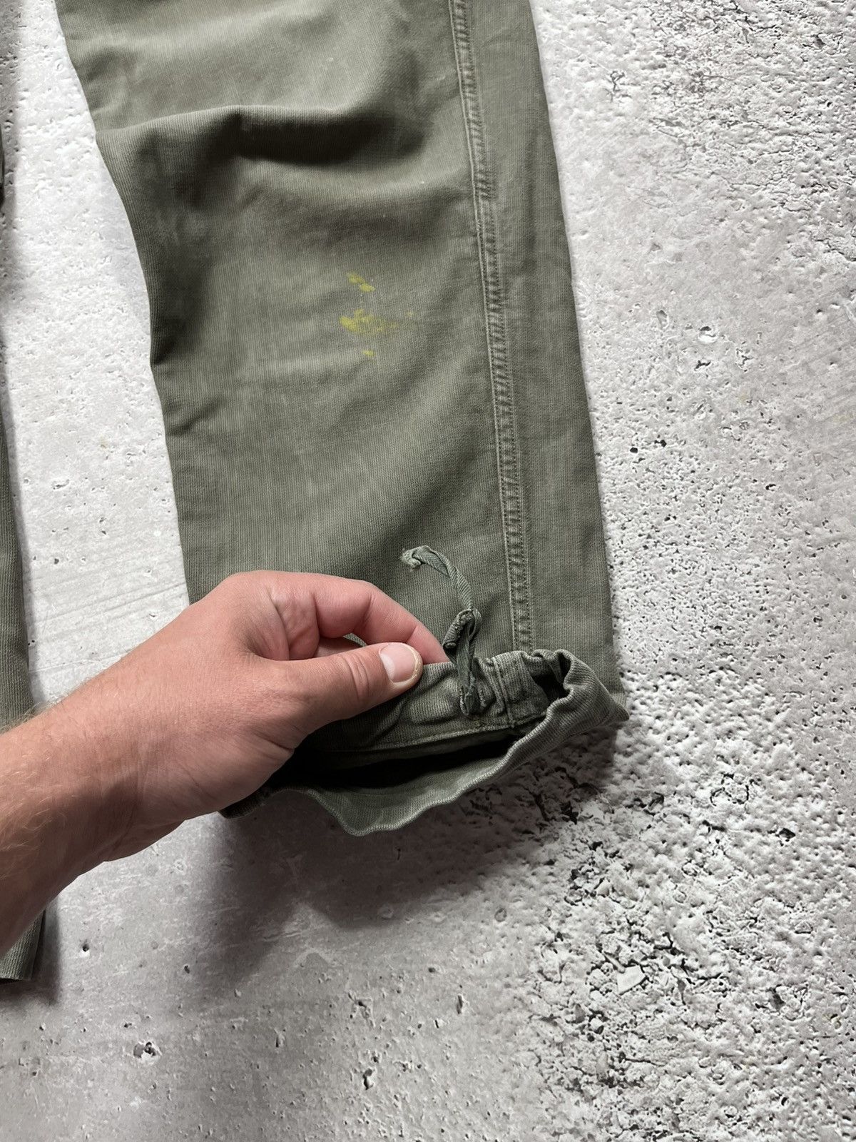 Vintage Vintage German Army Cargo Pants 1984 Olive Military Workwear Size US 30 / EU 46 - 6 Thumbnail