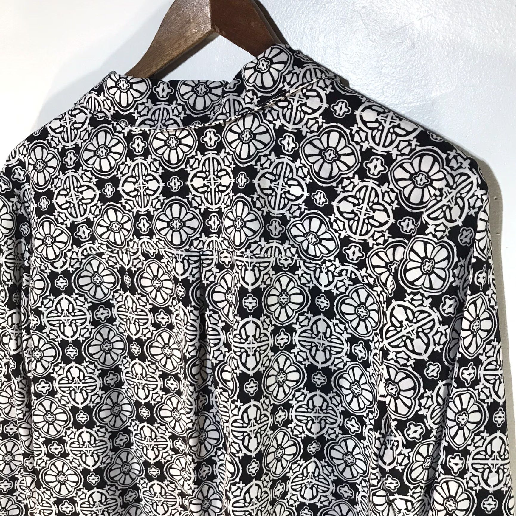 Vintage Kim Rogers Petite Blk/Wht Geometric Button Up Dress Shirt Womens Size PXL Size XL / US 12-14 / IT 48-50 - 6 Thumbnail