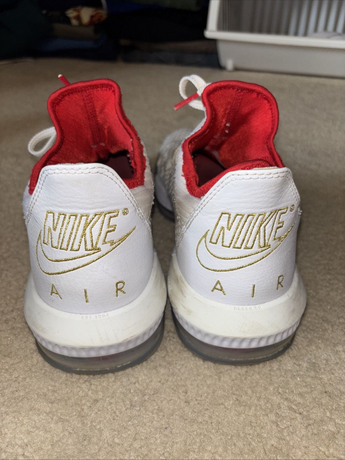 Nike Nike Lebron James XVI 16 Low Draft Night White Sz 8.5 Size US 8.5 / EU 41-42 - 3 Thumbnail