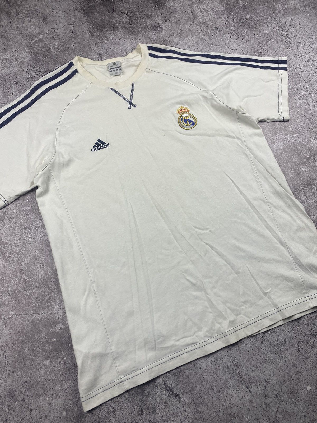 Adidas × Vintage Vintage Adidas Real Madrid Y2K soccer cotton oversized shirt Size US L / EU 52-54 / 3 - 2 Thumbnail