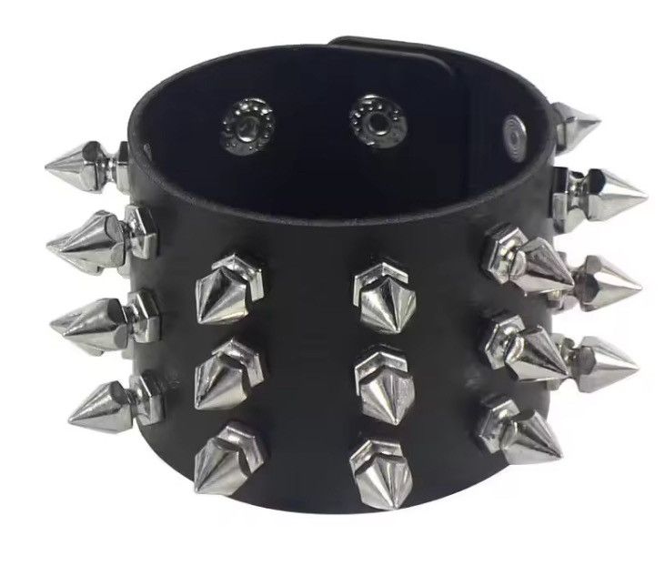 Jewelry Spike Strap Bracelet Gothic Demon Soul Horror Jewelry Size ONE SIZE - 6 Thumbnail