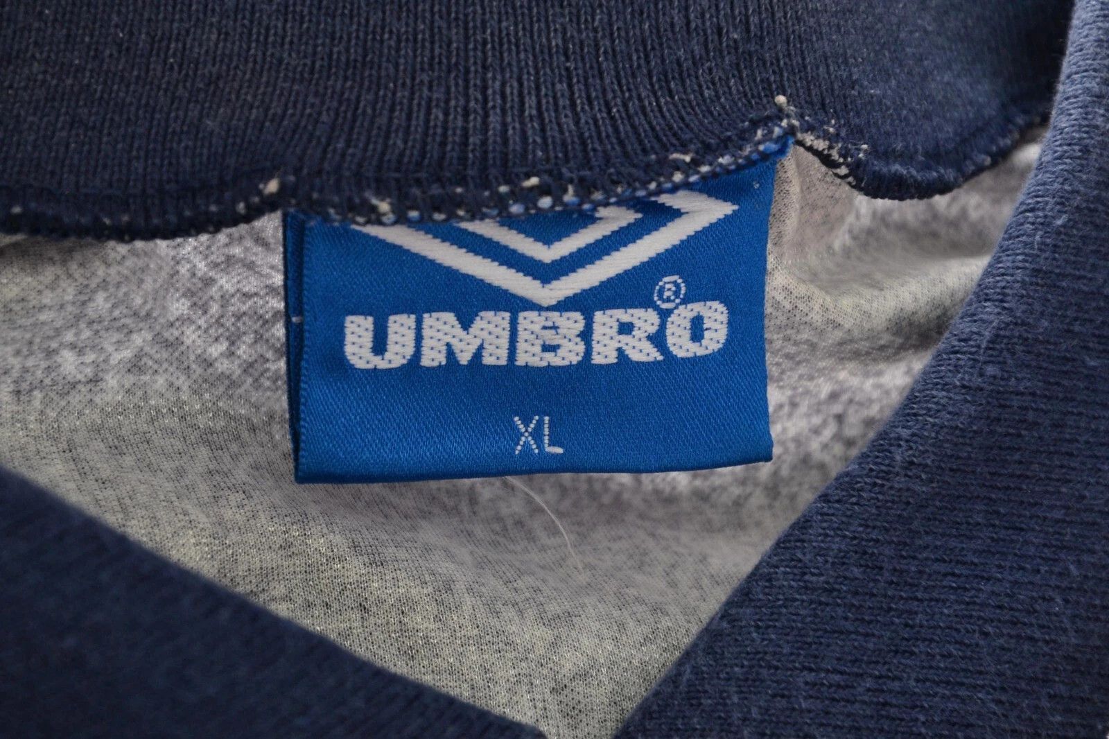 Umbro CHELSEA 1994/1996 AWAY FOOTBALL SHIRT JERSEY UMBRO SIZE XL Size US XL / EU 56 / 4 - 3 Thumbnail