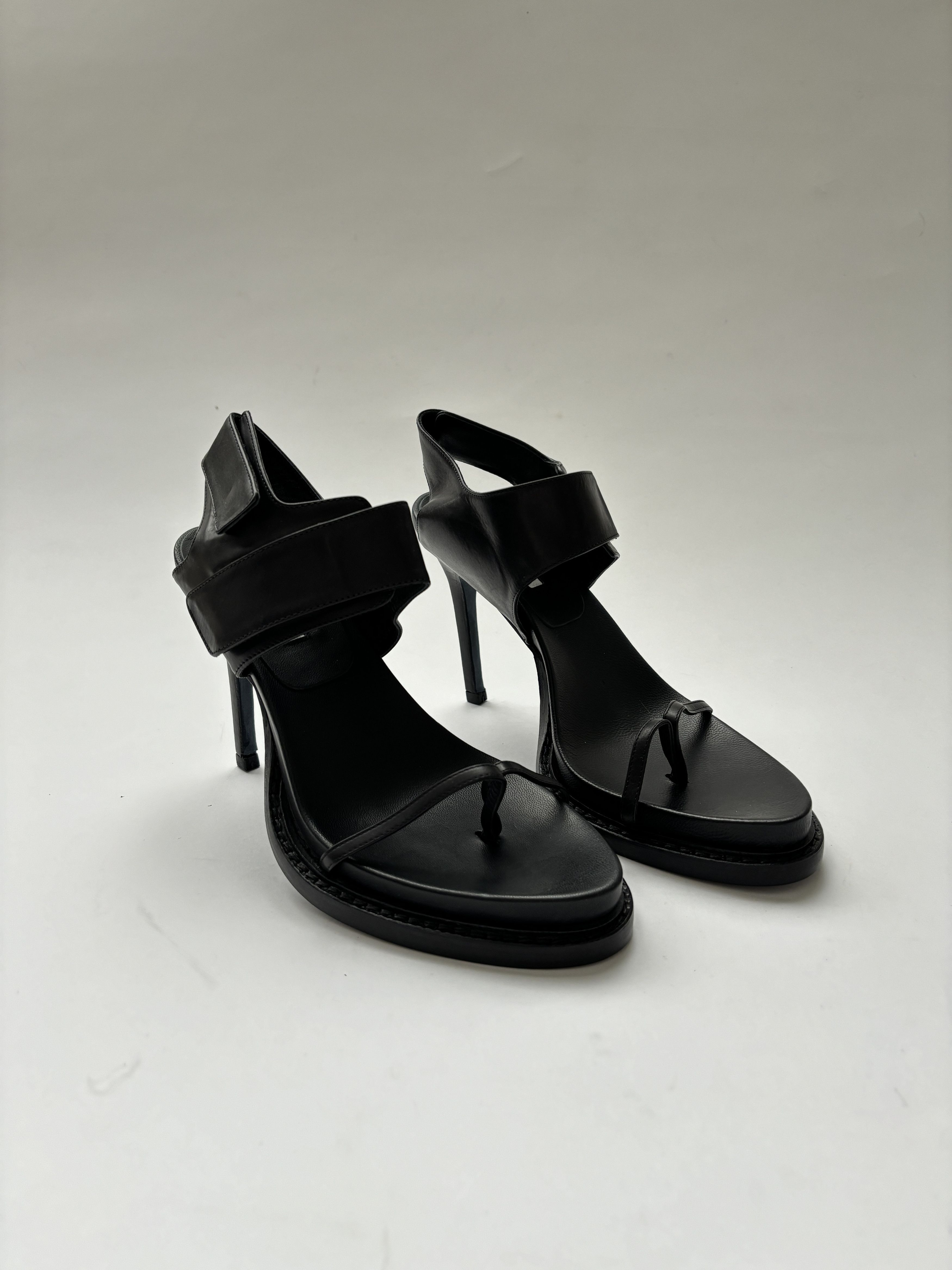 Ann Demeulemeester ⚡️QUICK SALE⚡️Ann Demeulemeester Black Heeled Sandals Size US 9.5 / IT 39.5 - 2 Thumbnail